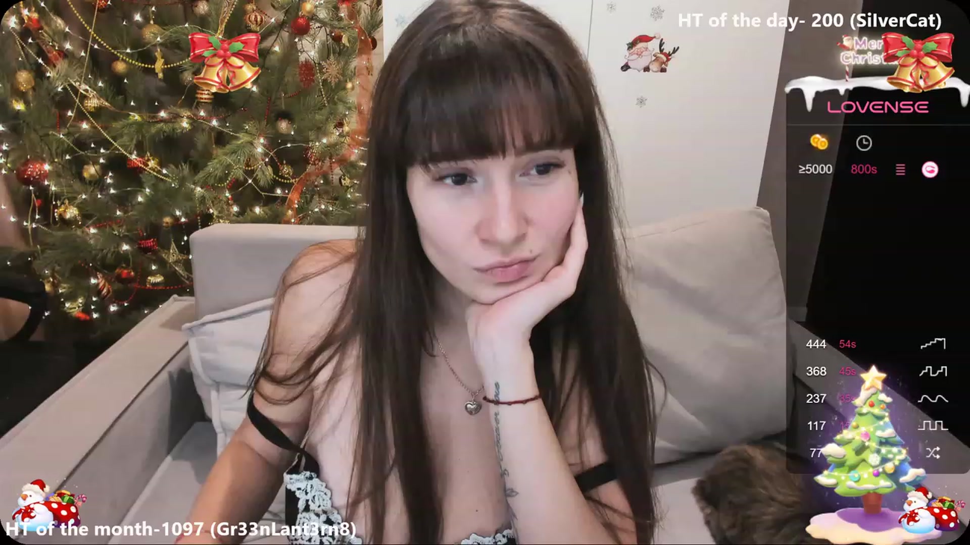 Gallery image thumbnail from HollyMollyy's myfreecams stream on, 01/16/2024, 14:14 image 12 of 20