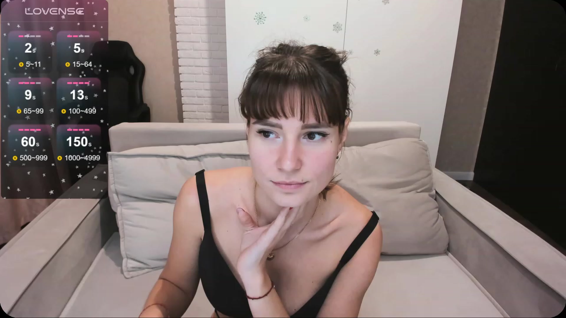 Gallery image thumbnail from HollyMollyy's myfreecams stream on, 01/22/2024, 17:36 image 10 of 20