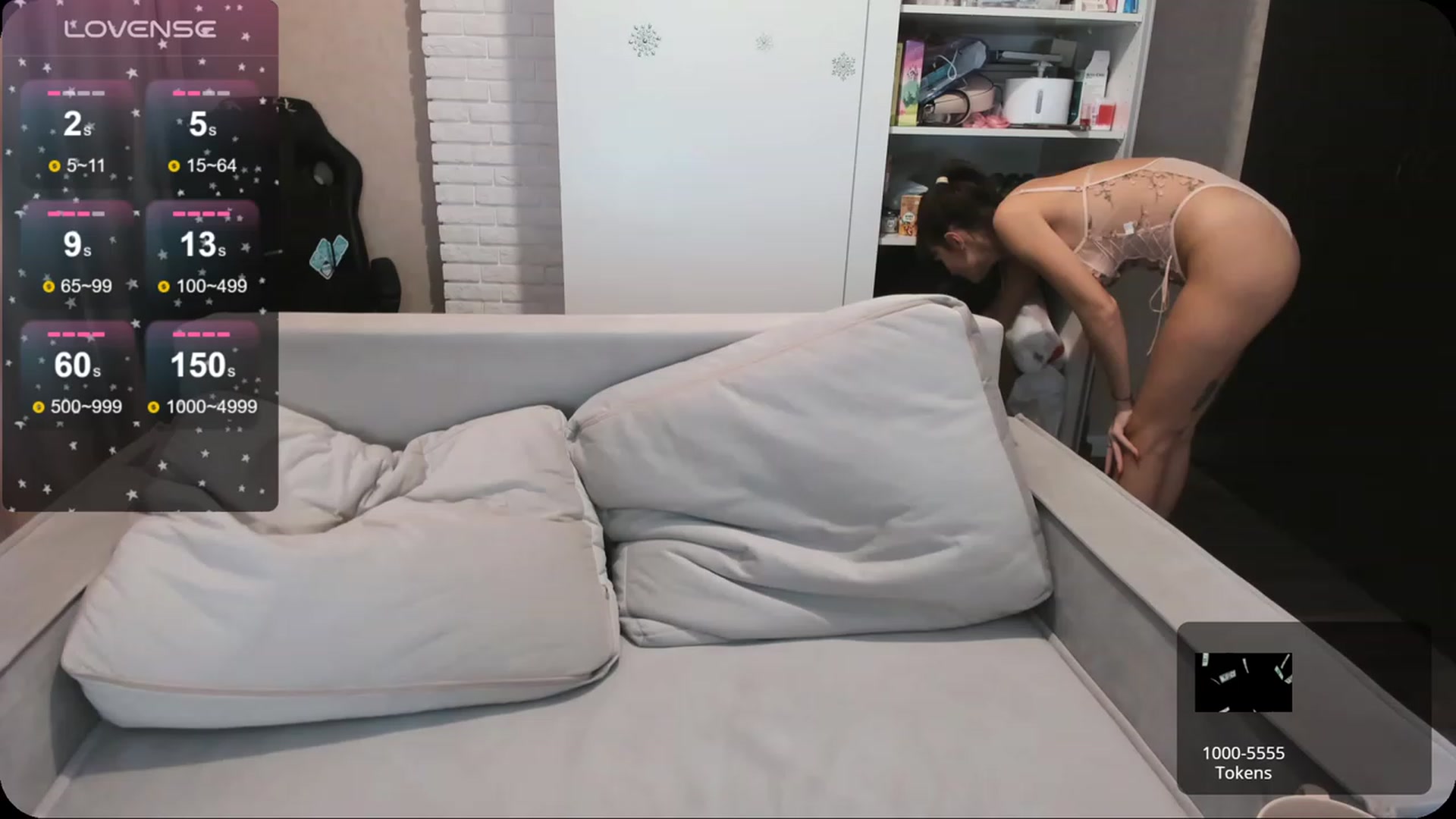 Gallery image thumbnail from HollyMollyy's myfreecams stream on, 01/29/2024, 17:13 image 3 of 20