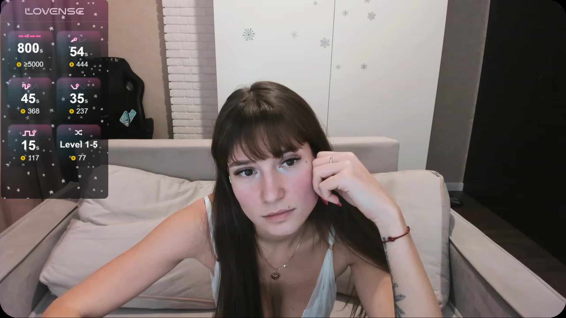 Gallery image thumbnail from HollyMollyy's myfreecams stream on, 01/30/2024, 17:33 image 5 of 20