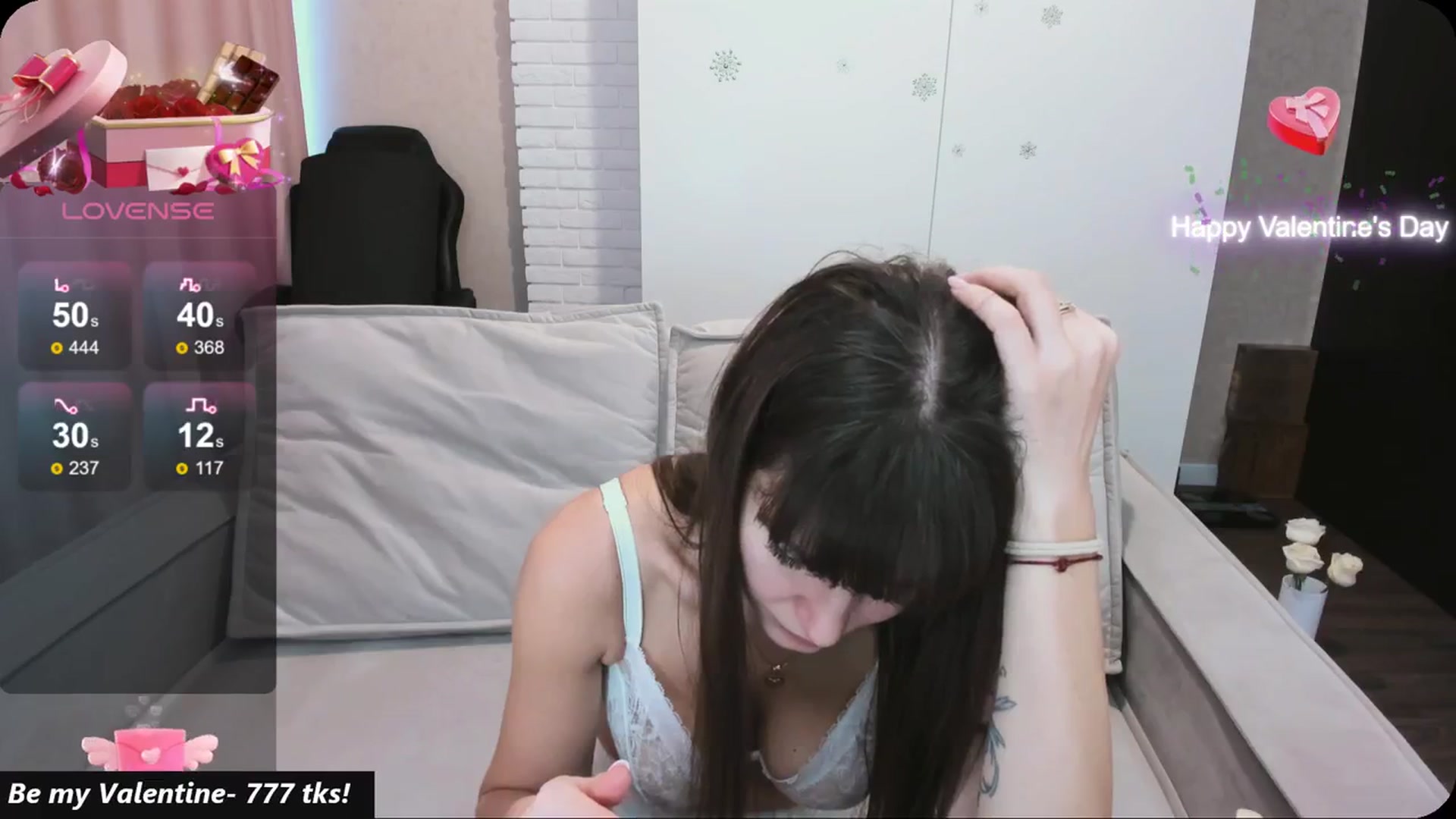 Gallery image thumbnail from HollyMollyy's myfreecams stream on, 02/12/2024, 14:18 image 7 of 20