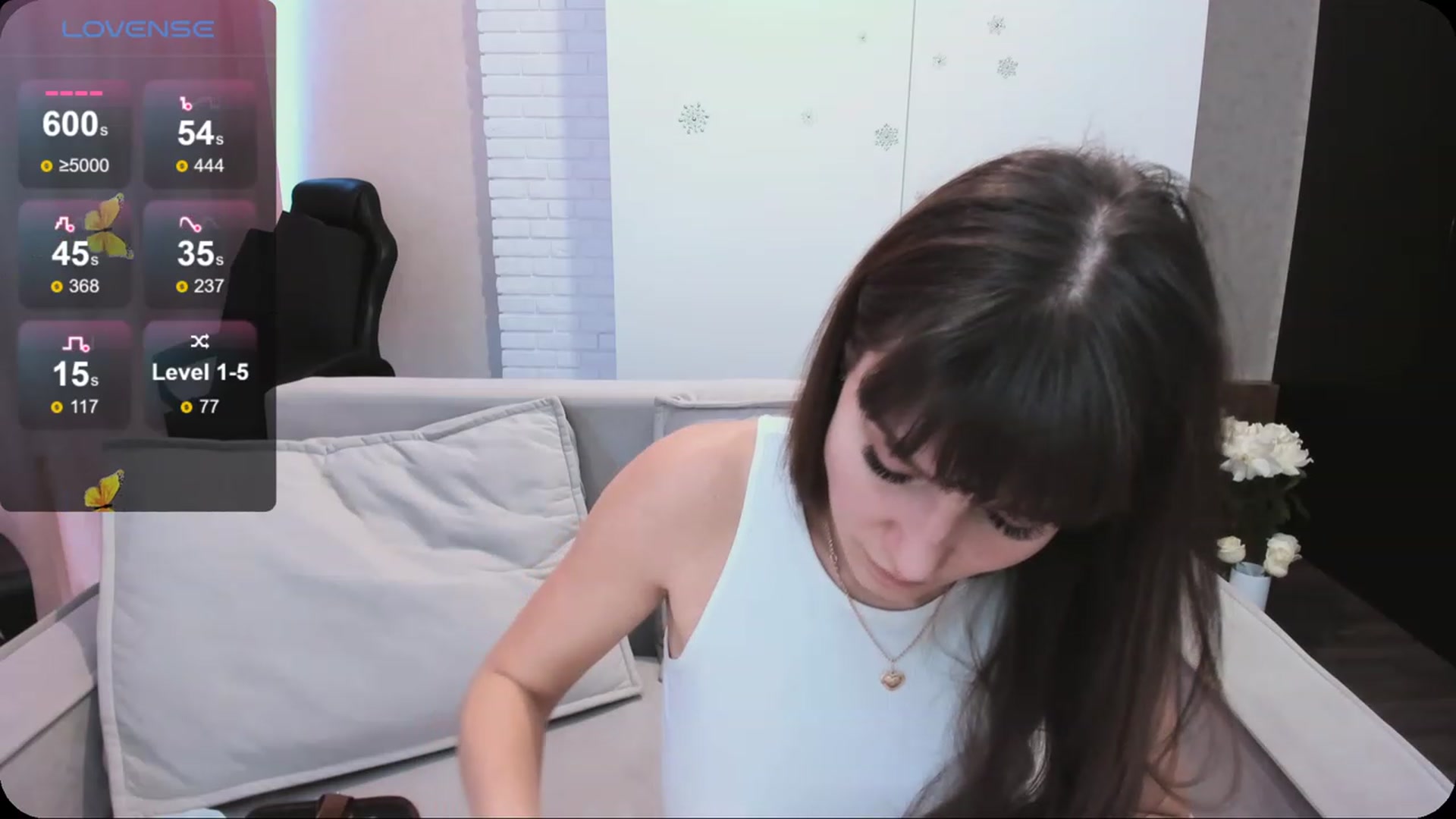 Gallery image thumbnail from HollyMollyy's myfreecams stream on, 02/15/2024, 12:12 image 18 of 20