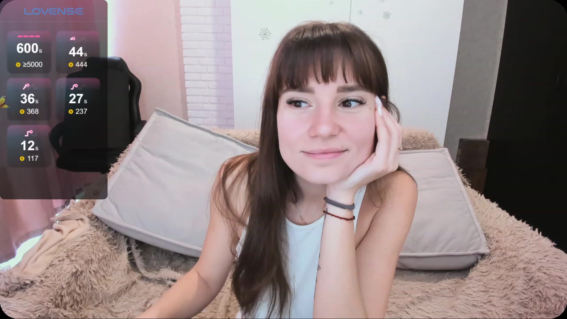 Gallery image thumbnail from HollyMollyy's myfreecams stream on, 03/07/2024, 04:19 image 15 of 20