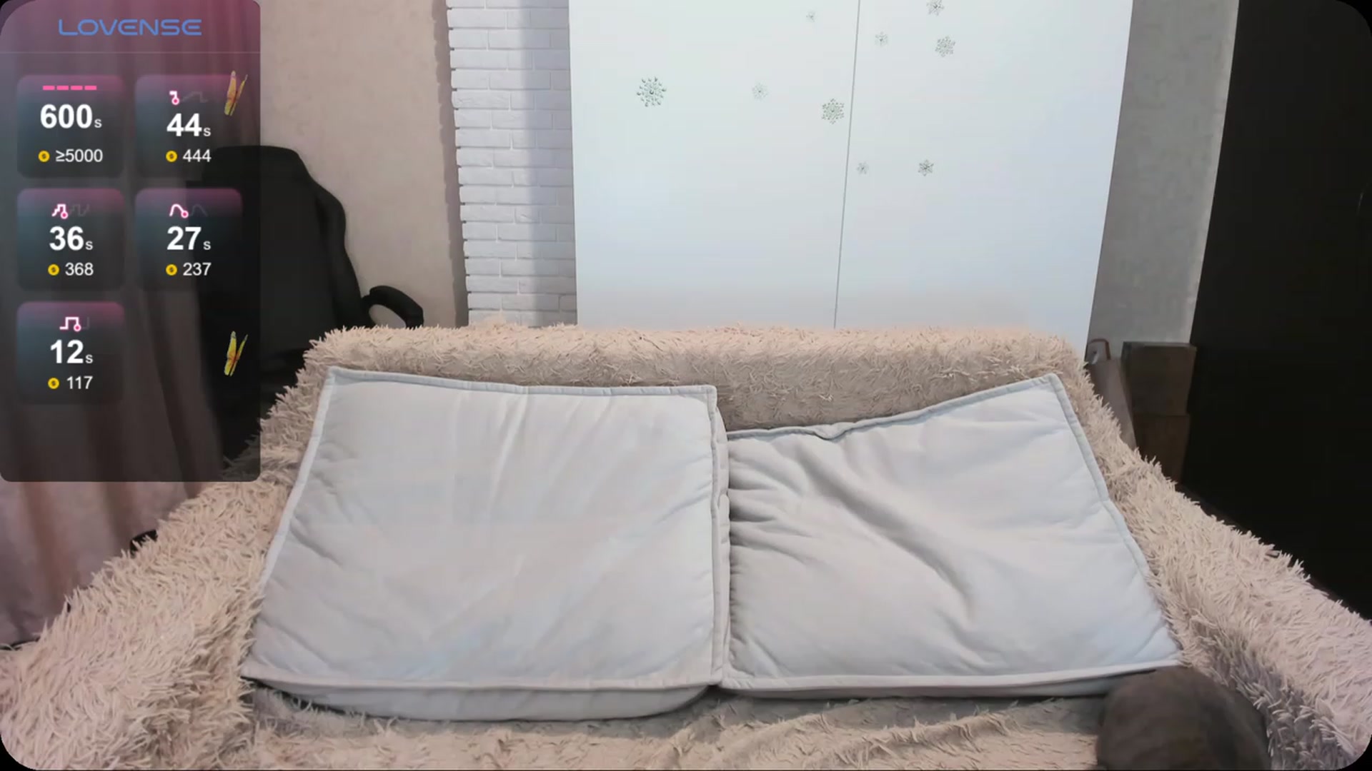 Gallery image thumbnail from HollyMollyy's myfreecams stream on, 03/10/2024, 17:13 image 11 of 20