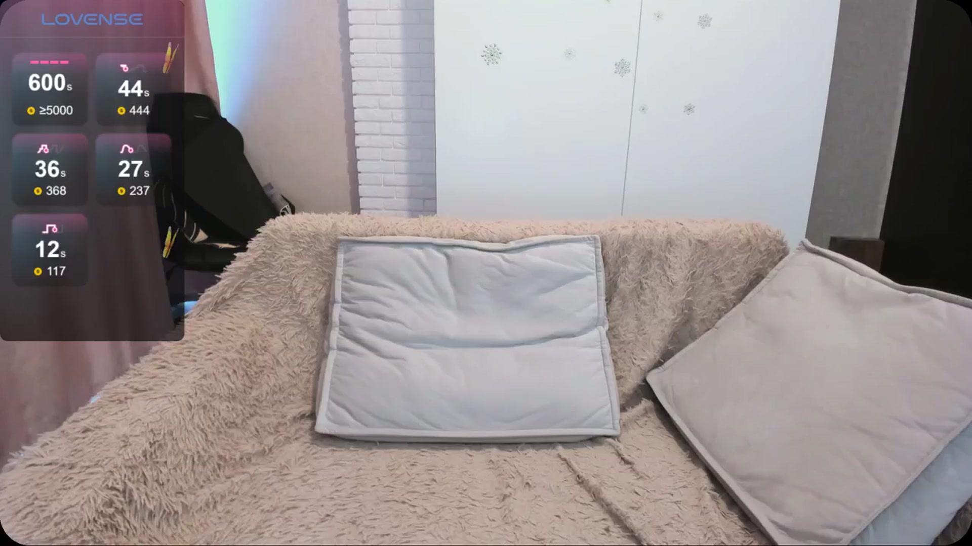 Gallery image thumbnail from HollyMollyy's myfreecams stream on, 03/20/2024, 14:51 image 16 of 20