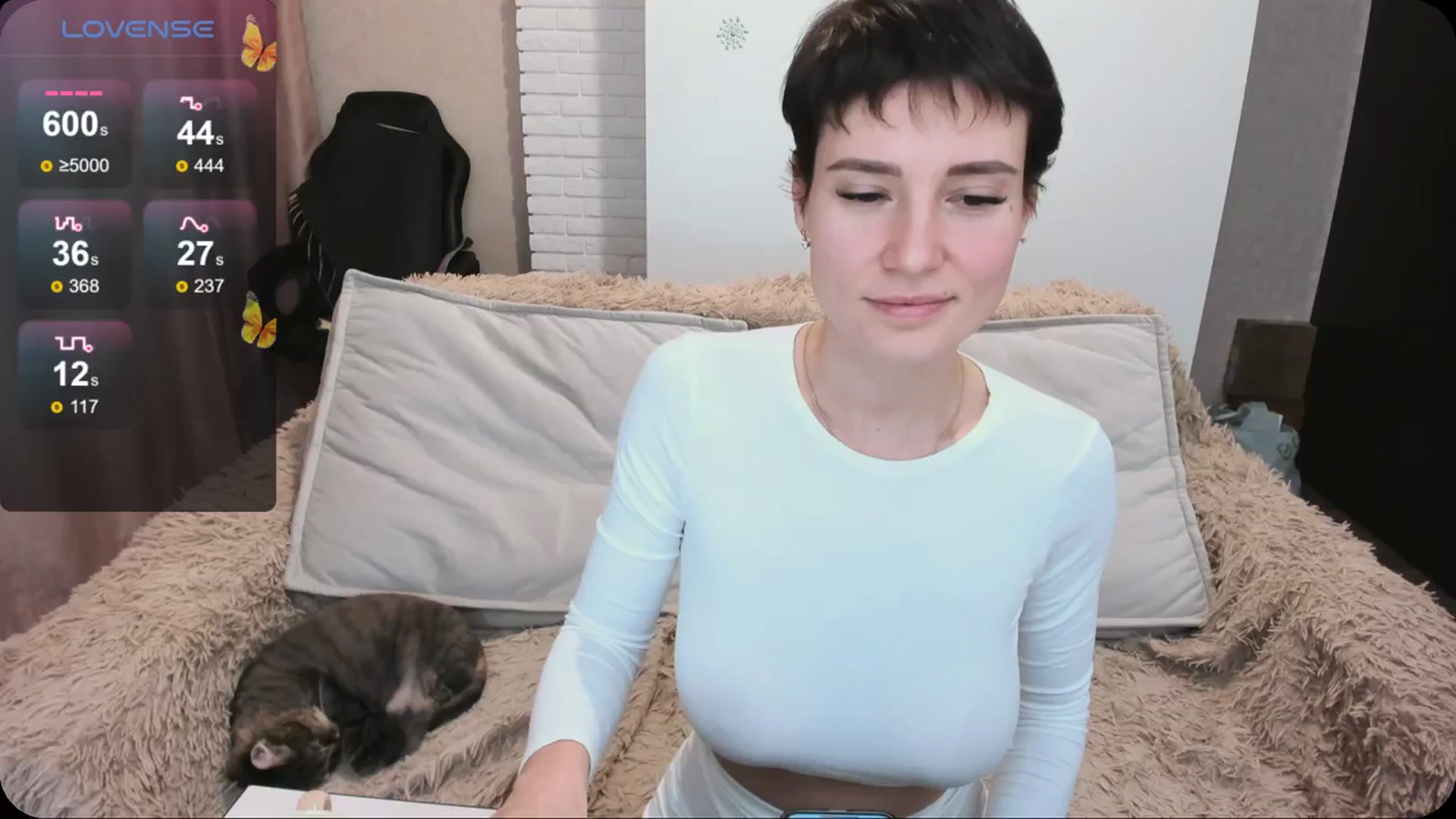 Gallery image thumbnail from HollyMollyy's myfreecams stream on, 03/21/2024, 18:39 image 13 of 20