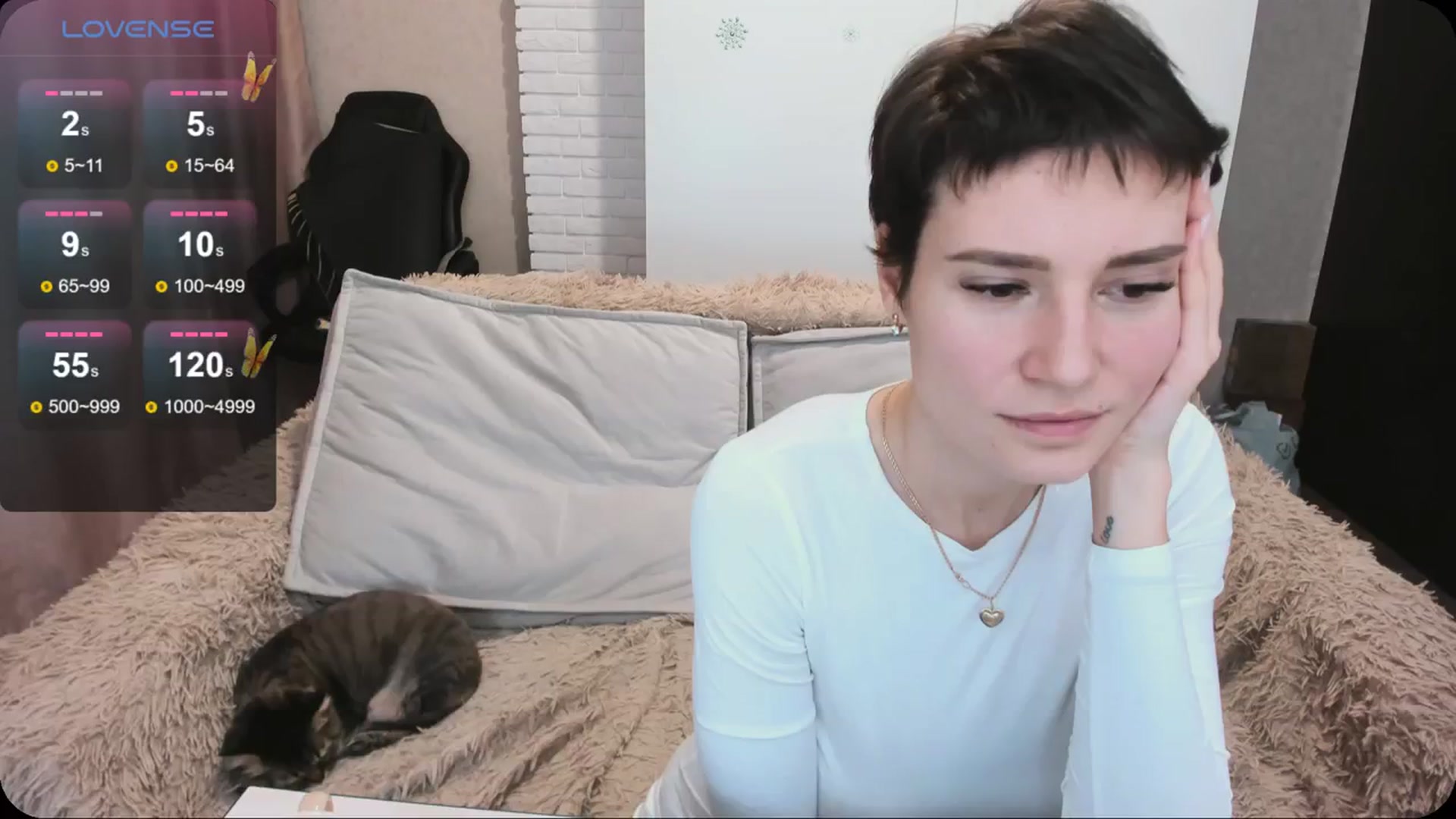 Gallery image thumbnail from HollyMollyy's myfreecams stream on, 03/21/2024, 18:39 image 10 of 20