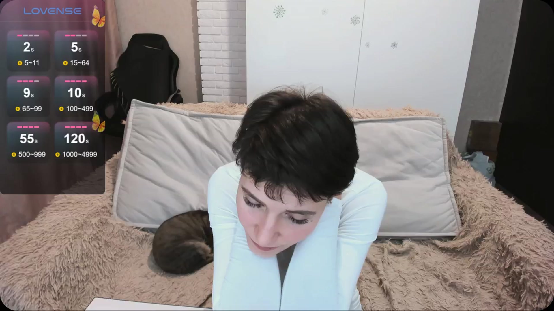 Gallery image thumbnail from HollyMollyy's myfreecams stream on, 03/21/2024, 18:39 image 5 of 20