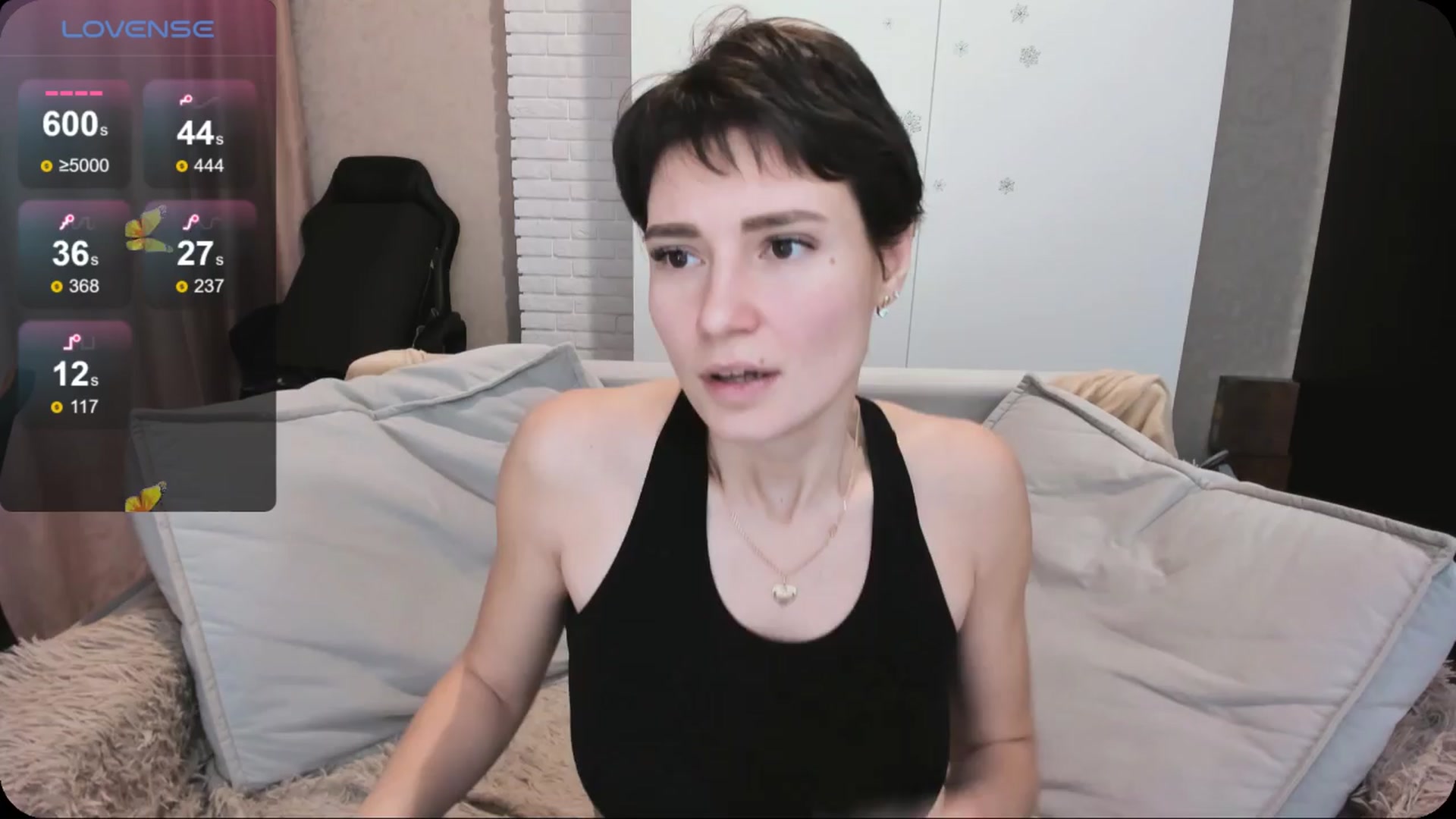 Gallery image thumbnail from HollyMollyy's myfreecams stream on, 03/25/2024, 19:39 image 11 of 20