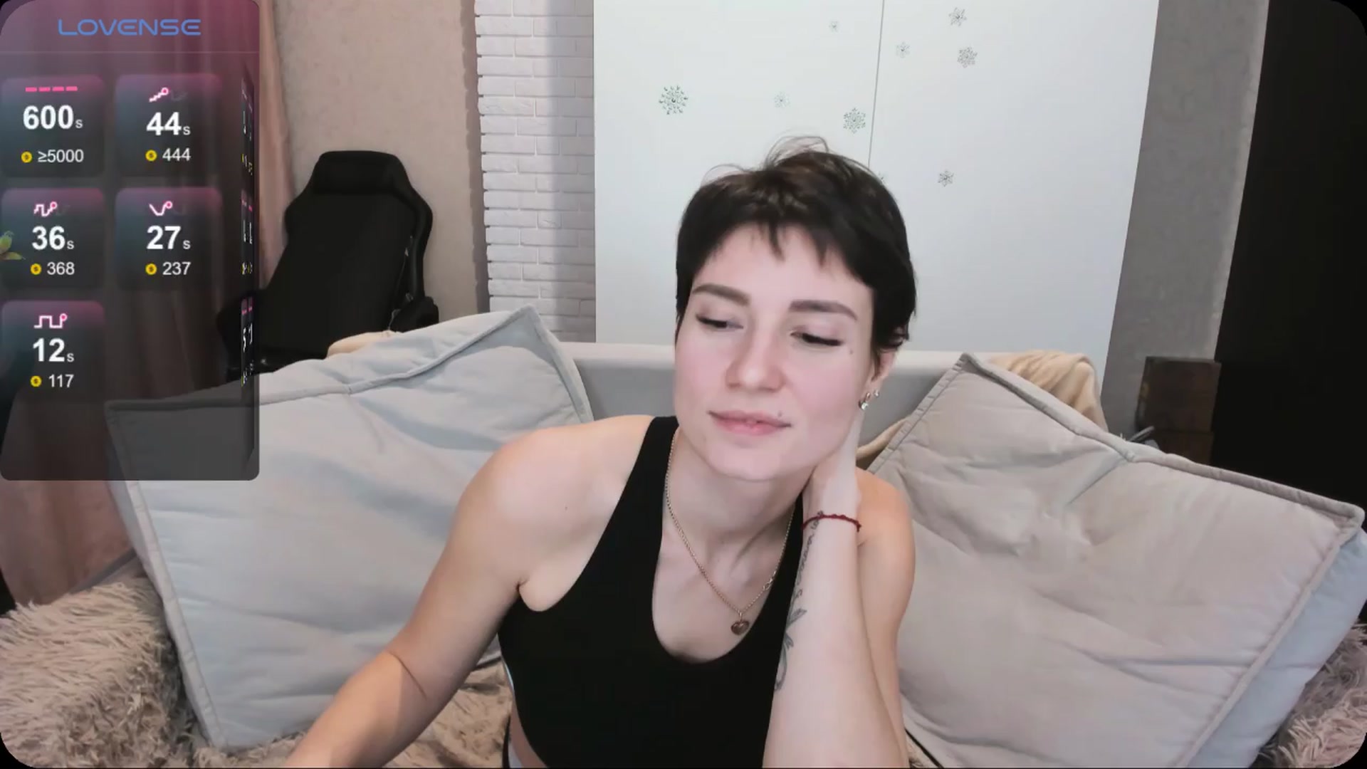 Gallery image thumbnail from HollyMollyy's myfreecams stream on, 03/25/2024, 19:39 image 5 of 20