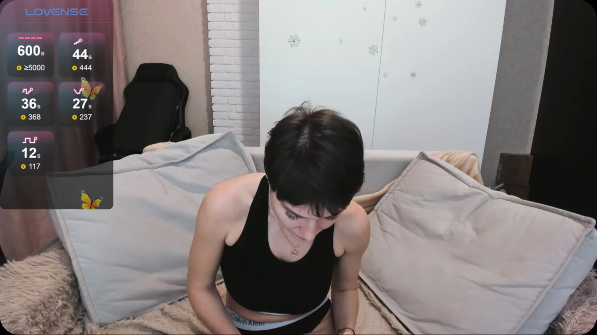Gallery image thumbnail from HollyMollyy's myfreecams stream on, 03/25/2024, 19:39 image 1 of 20