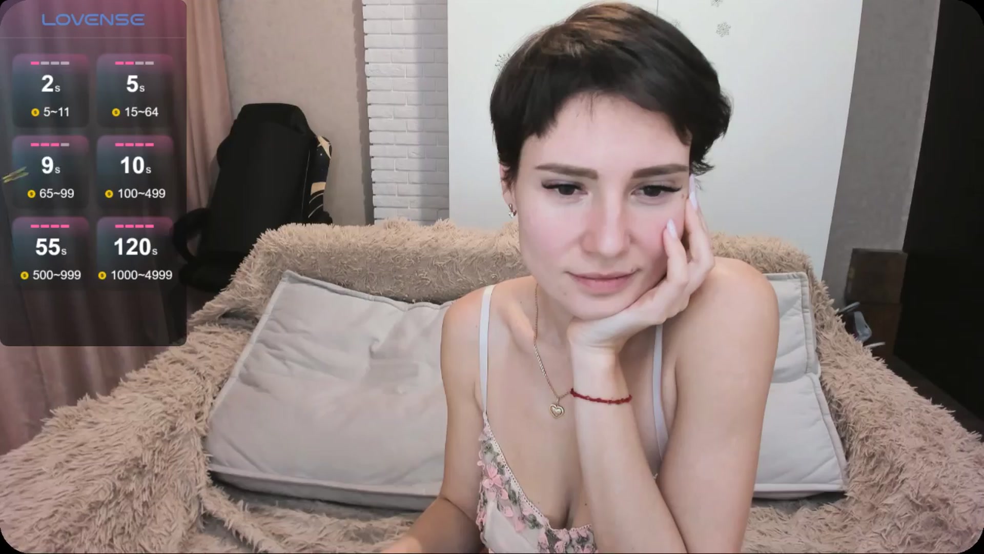 Gallery image thumbnail from HollyMollyy's myfreecams stream on, 03/27/2024, 19:31 image 6 of 20