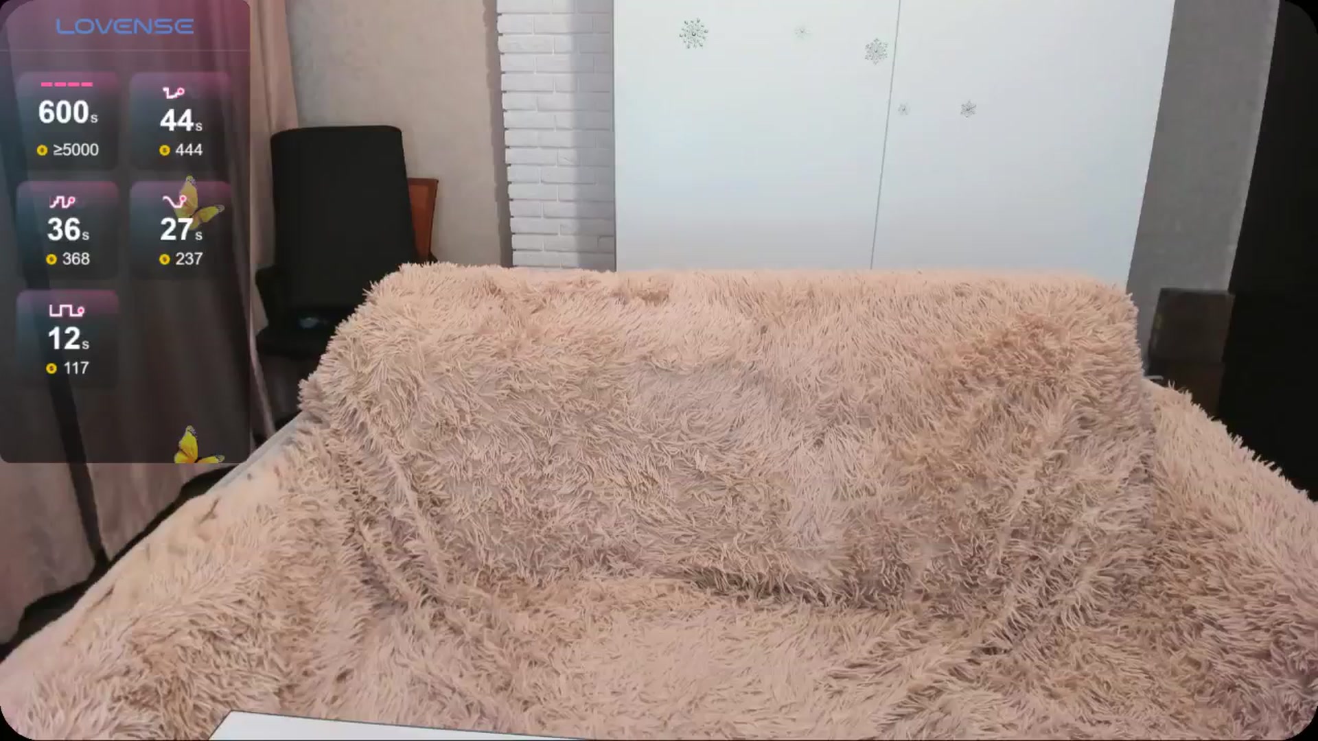 Gallery image thumbnail from HollyMollyy's myfreecams stream on, 04/20/2024, 21:01 image 14 of 20
