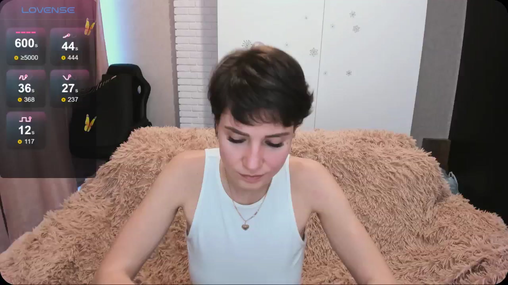 Gallery image thumbnail from HollyMollyy's myfreecams stream on, 04/26/2024, 16:14 image 5 of 20