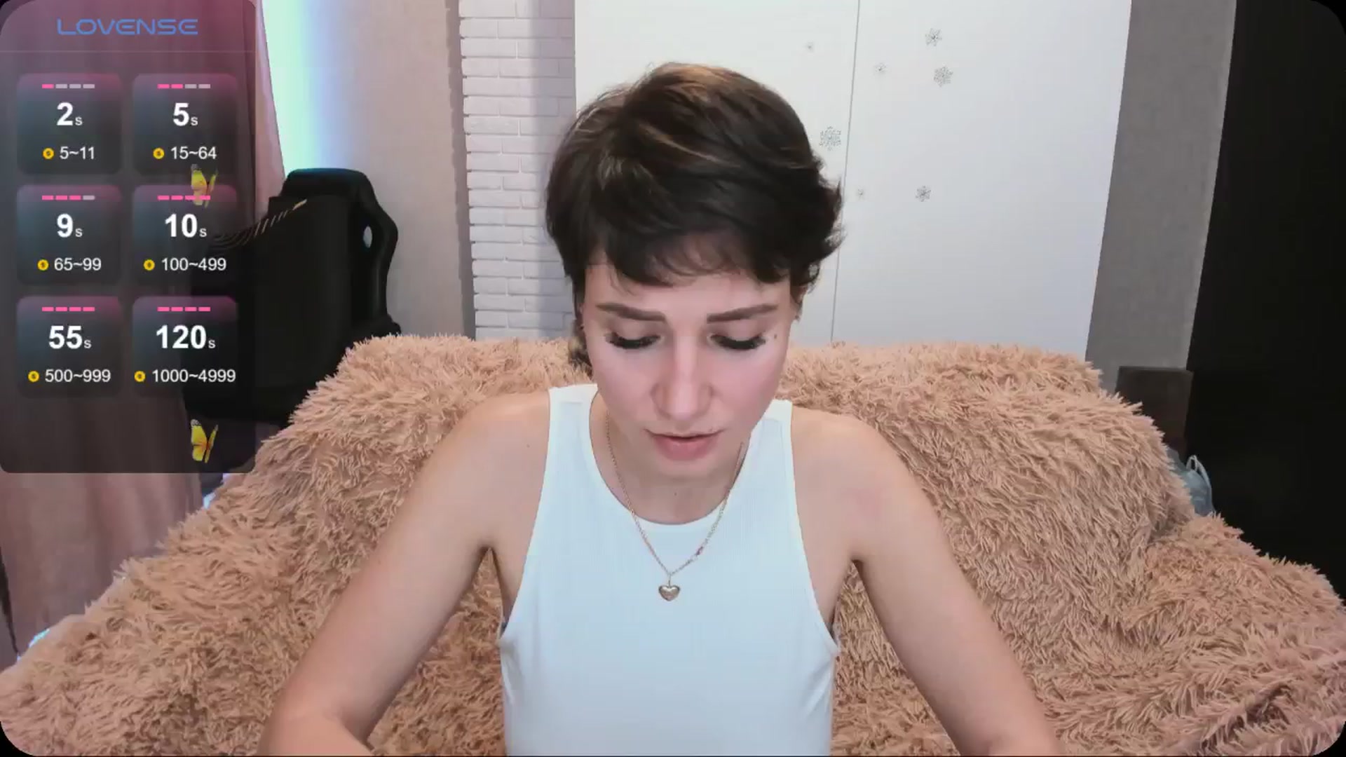 Gallery image thumbnail from HollyMollyy's myfreecams stream on, 04/26/2024, 16:14 image 3 of 20