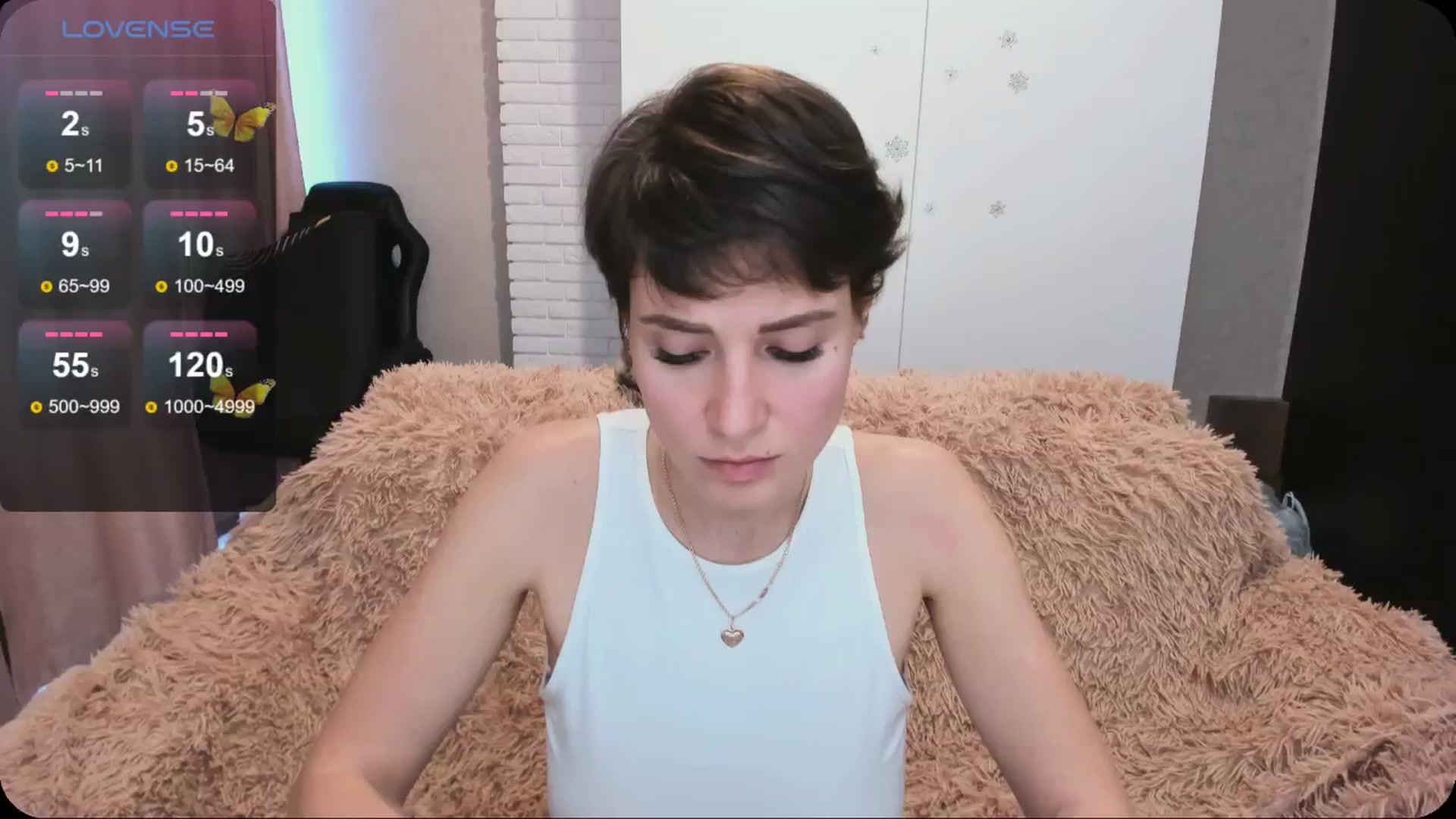 Gallery image thumbnail from HollyMollyy's myfreecams stream on, 04/26/2024, 16:14 image 4 of 20