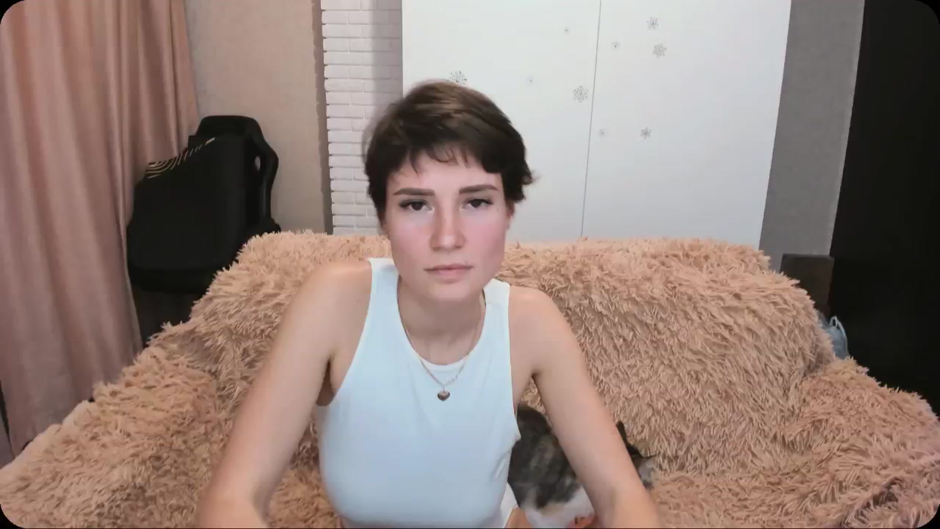 Gallery image thumbnail from HollyMollyy's myfreecams stream on, 04/26/2024, 16:44 image 20 of 20