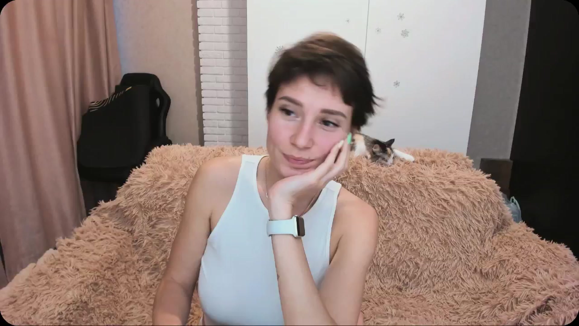 Gallery image thumbnail from HollyMollyy's myfreecams stream on, 04/26/2024, 16:44 image 1 of 20