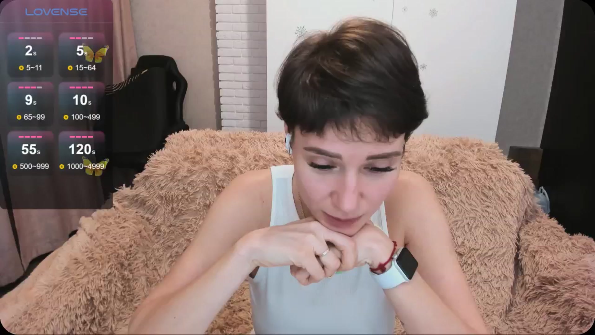 Gallery image thumbnail from HollyMollyy's myfreecams stream on, 04/26/2024, 18:37 image 14 of 20