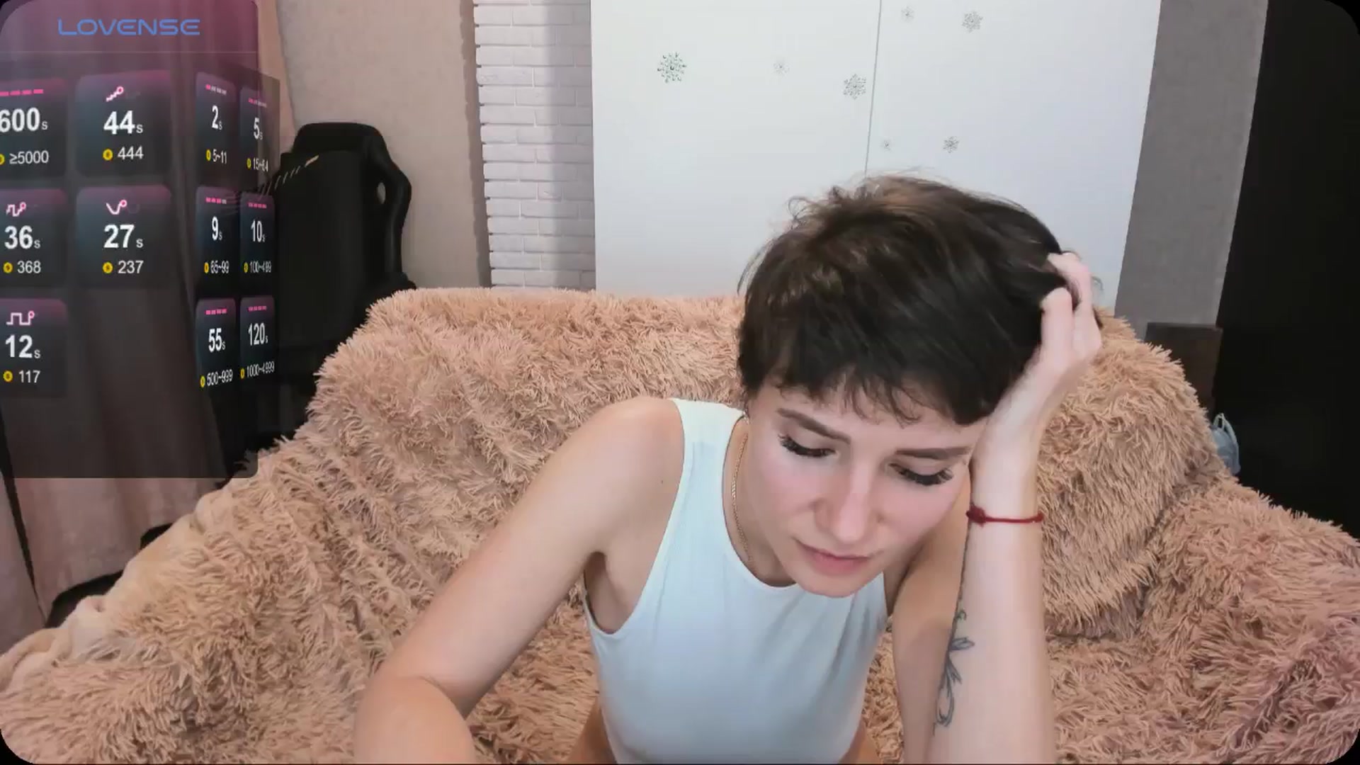 Gallery image thumbnail from HollyMollyy's myfreecams stream on, 04/26/2024, 21:11 image 11 of 20