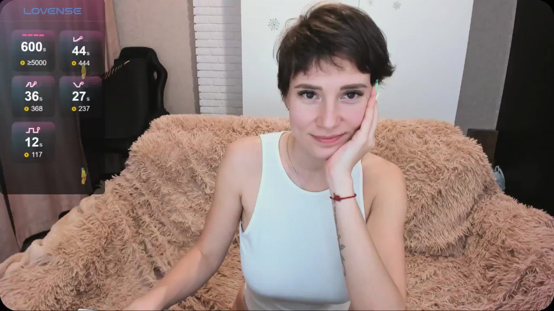 Gallery image thumbnail from HollyMollyy's myfreecams stream on, 04/26/2024, 21:11 image 12 of 20