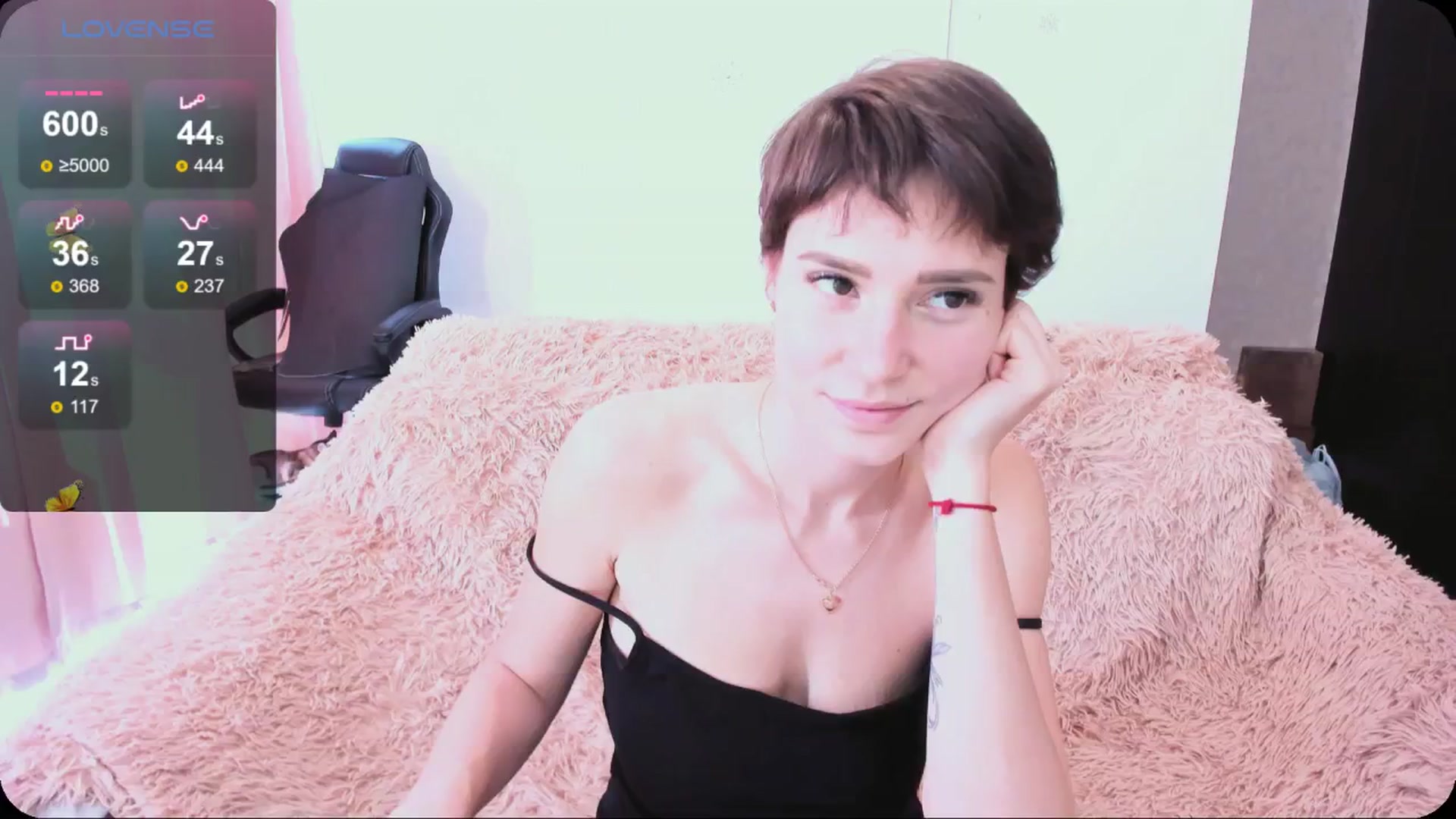 Gallery image thumbnail from HollyMollyy's myfreecams stream on, 04/28/2024, 12:19 image 2 of 20