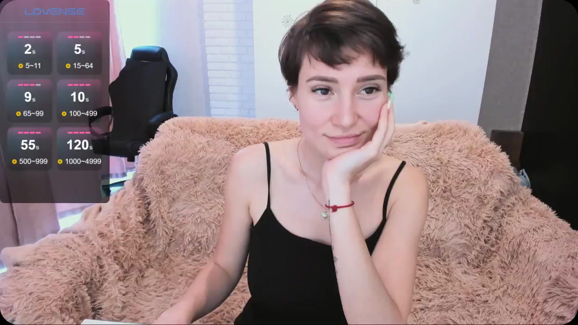 Gallery image thumbnail from HollyMollyy's myfreecams stream on, 04/28/2024, 13:30 image 8 of 20