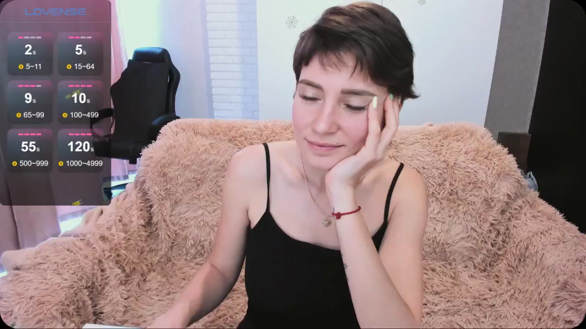 Gallery image thumbnail from HollyMollyy's myfreecams stream on, 04/28/2024, 13:30 image 9 of 20