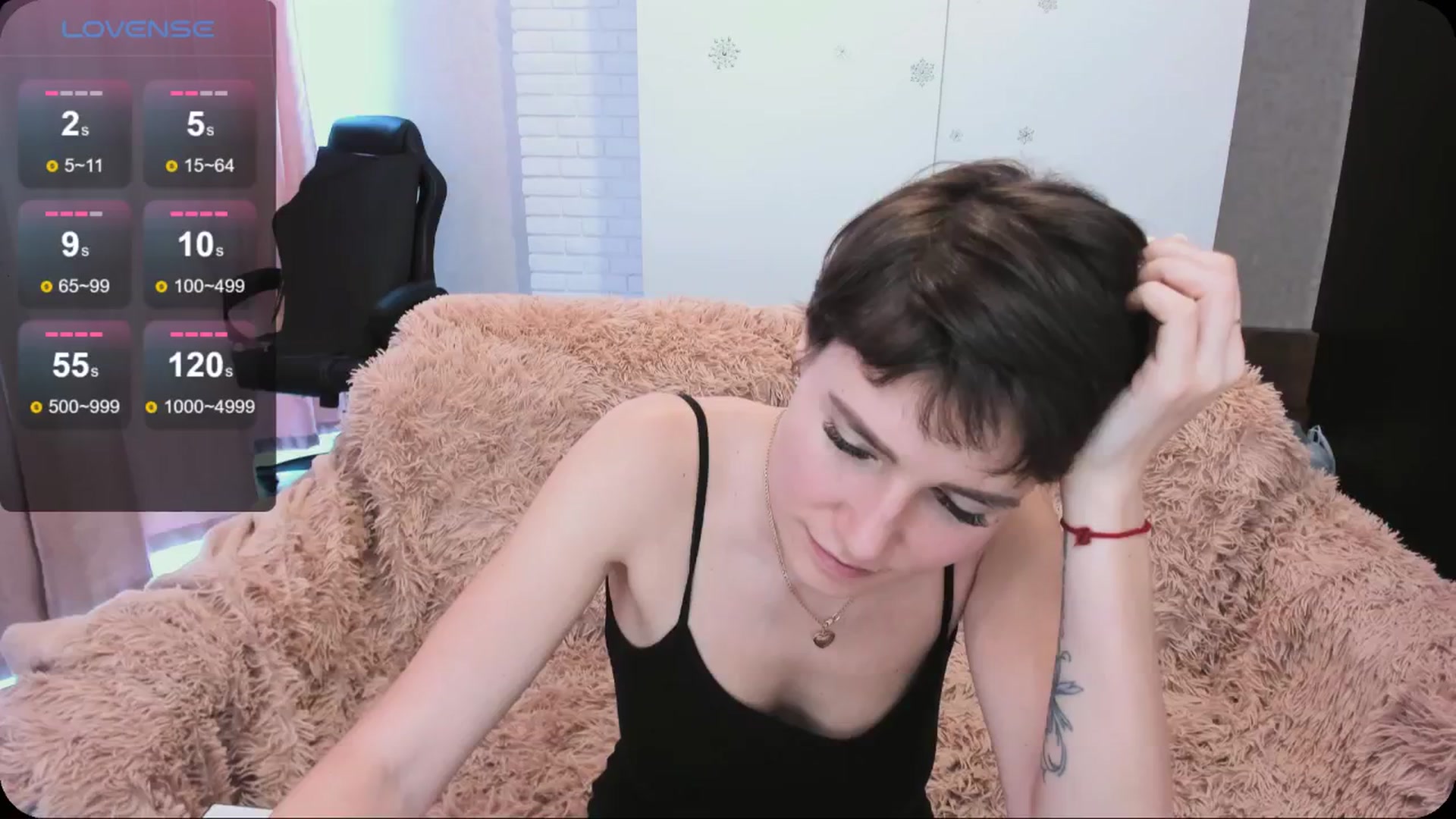 Gallery image thumbnail from HollyMollyy's myfreecams stream on, 04/28/2024, 13:30 image 16 of 20