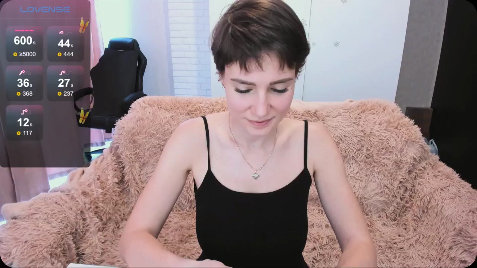 Gallery image thumbnail from HollyMollyy's myfreecams stream on, 04/28/2024, 13:30 image 5 of 20