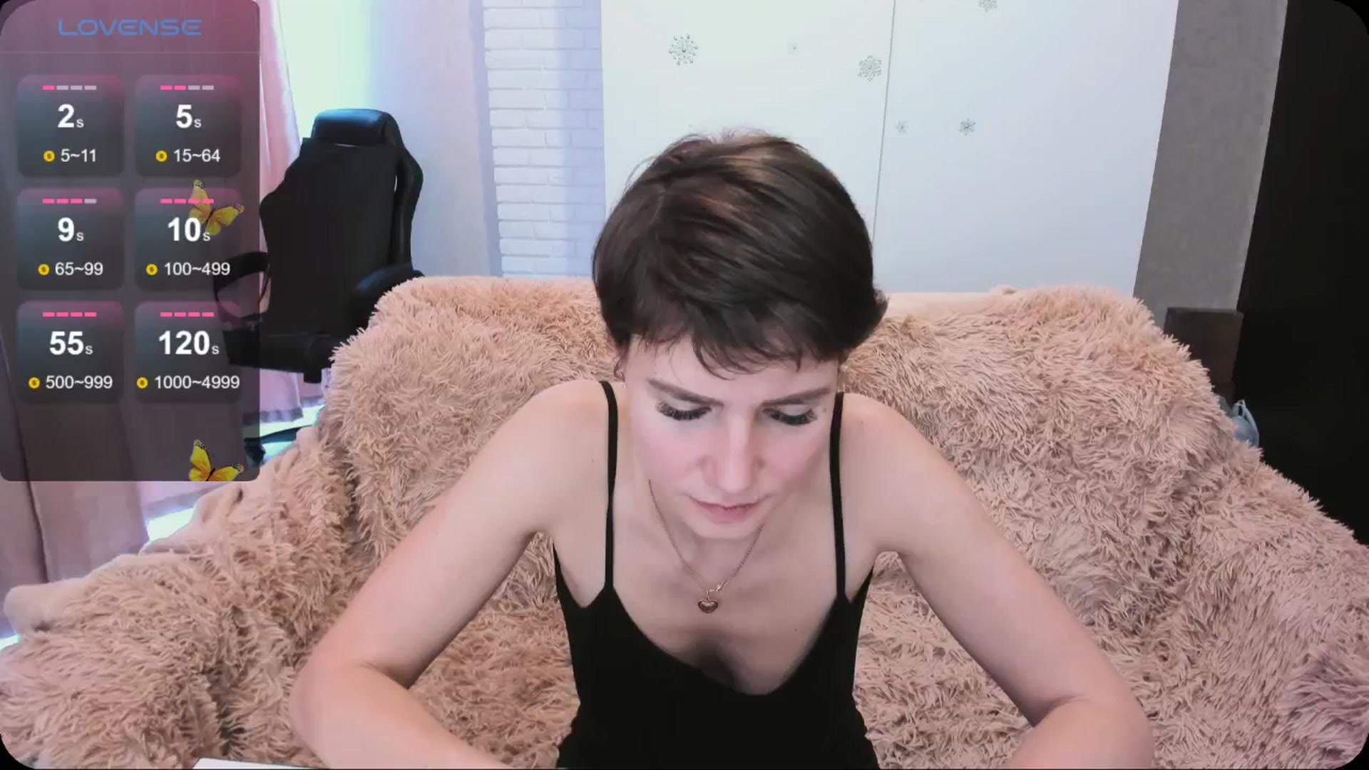 Gallery image thumbnail from HollyMollyy's myfreecams stream on, 04/28/2024, 14:04 image 7 of 20