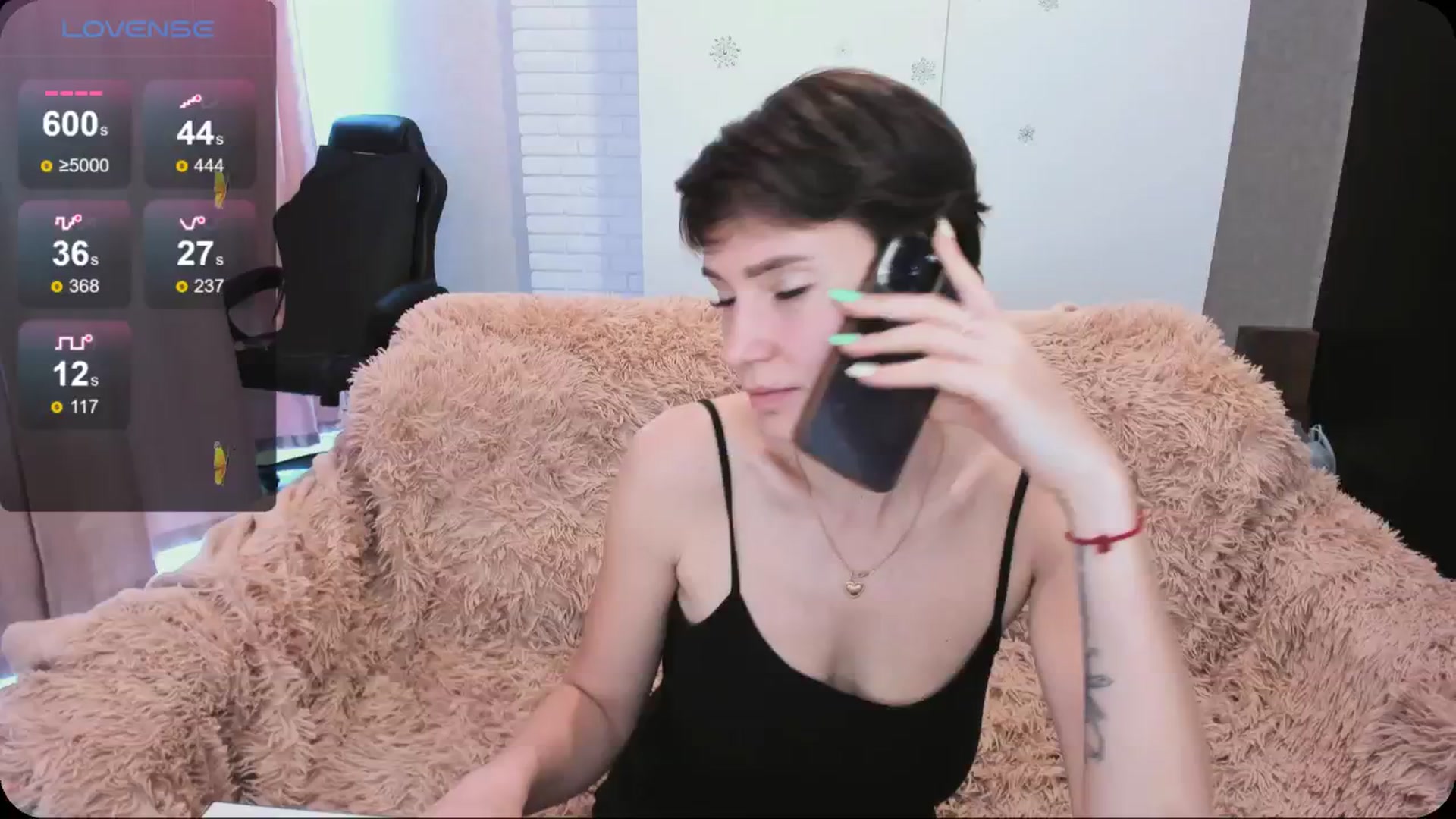 Gallery image thumbnail from HollyMollyy's myfreecams stream on, 04/28/2024, 14:04 image 6 of 20