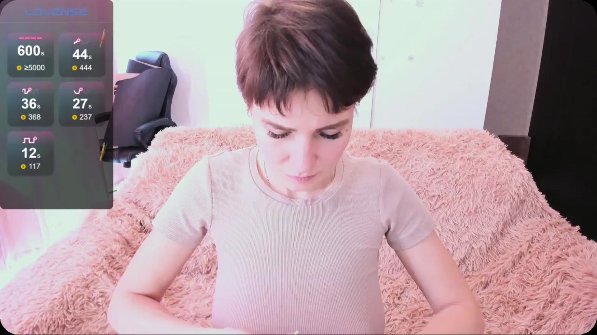 Gallery image thumbnail from HollyMollyy's myfreecams stream on, 05/01/2024, 11:35 image 5 of 20