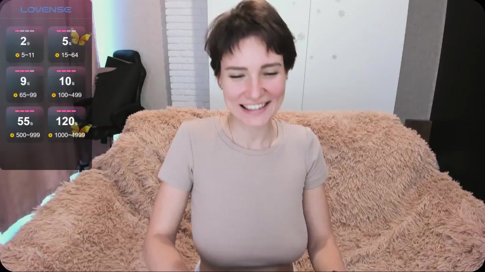 Gallery image thumbnail from HollyMollyy's myfreecams stream on, 05/01/2024, 14:23 image 16 of 20
