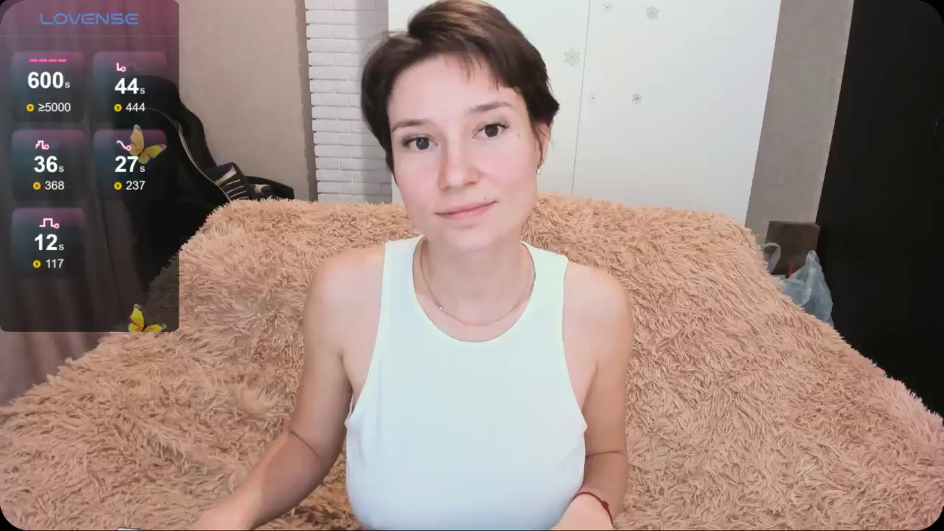 Gallery image thumbnail from HollyMollyy's myfreecams stream on, 05/06/2024, 21:25 image 1 of 20