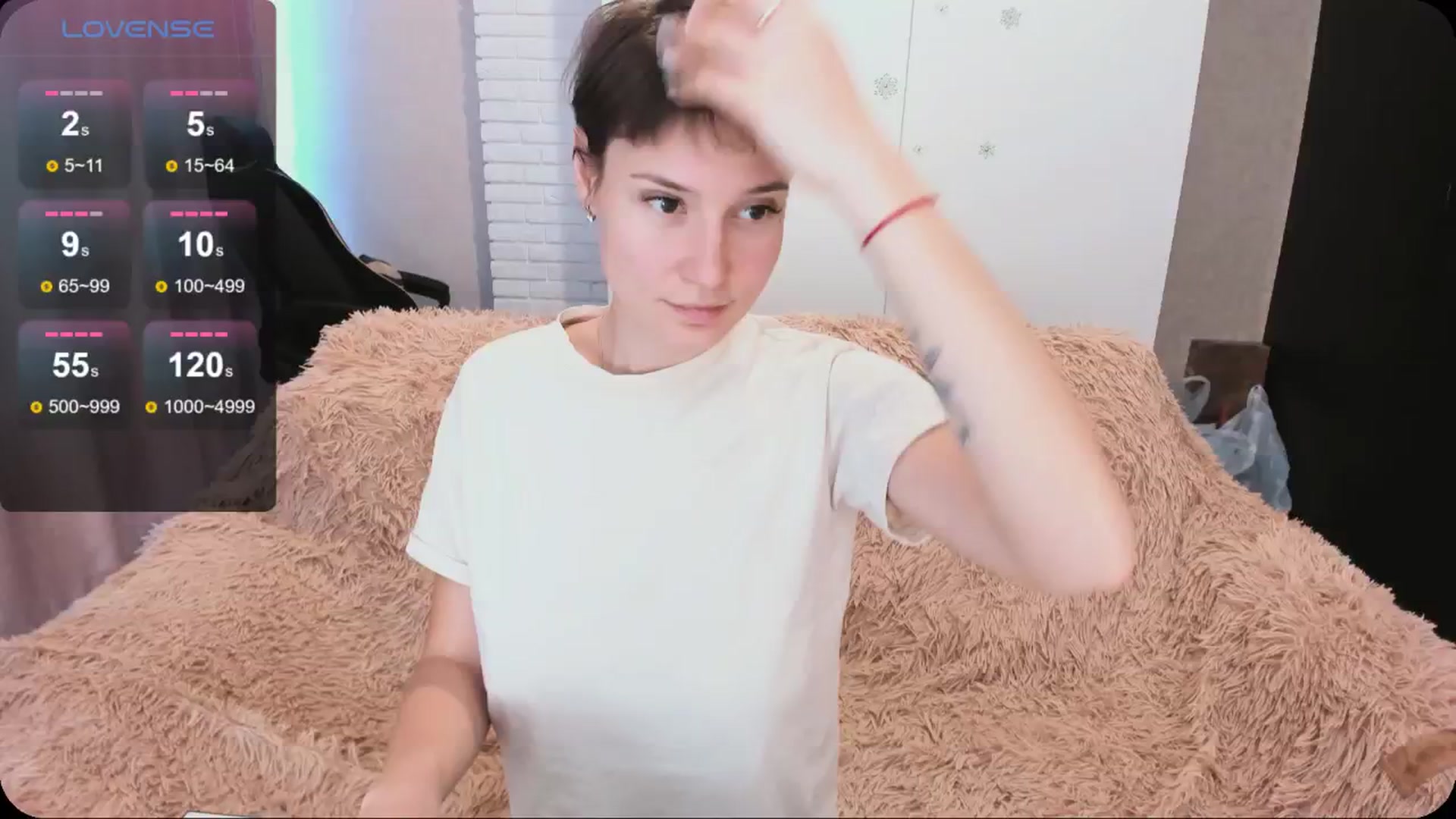 Gallery image thumbnail from HollyMollyy's myfreecams stream on, 05/07/2024, 15:35 image 18 of 20