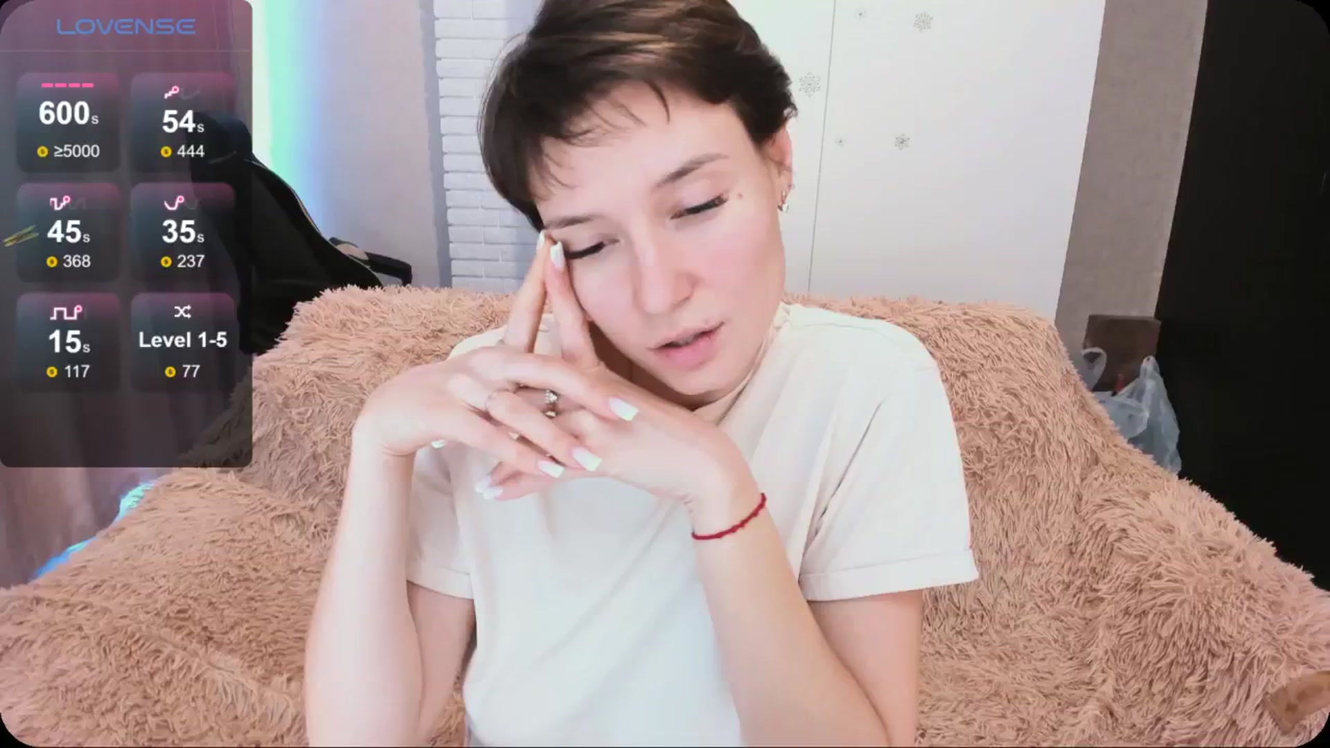 Gallery image thumbnail from HollyMollyy's myfreecams stream on, 05/07/2024, 15:35 image 11 of 20