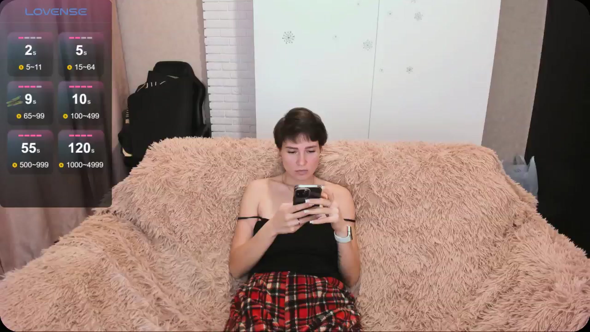 Gallery image thumbnail from HollyMollyy's myfreecams stream on, 05/09/2024, 20:01 image 5 of 20
