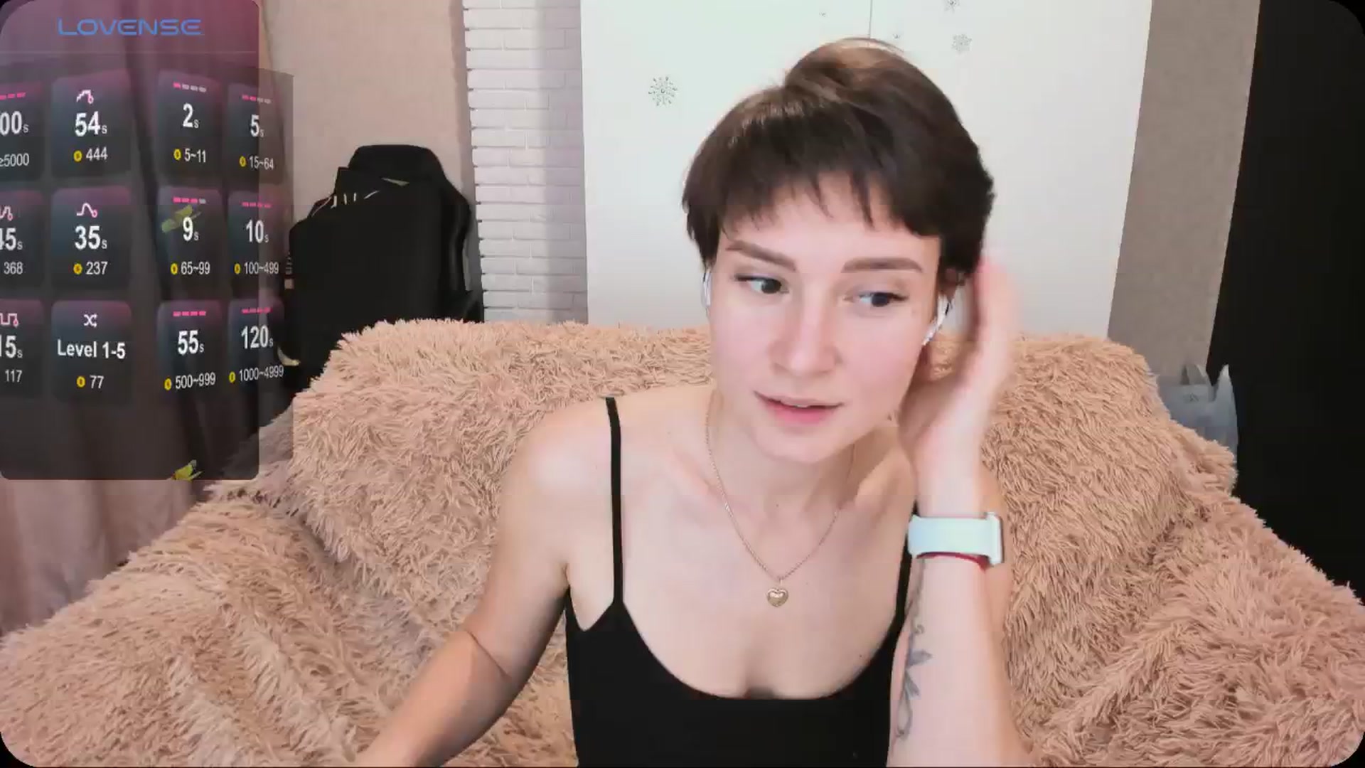 Gallery image thumbnail from HollyMollyy's myfreecams stream on, 05/09/2024, 20:01 image 18 of 20