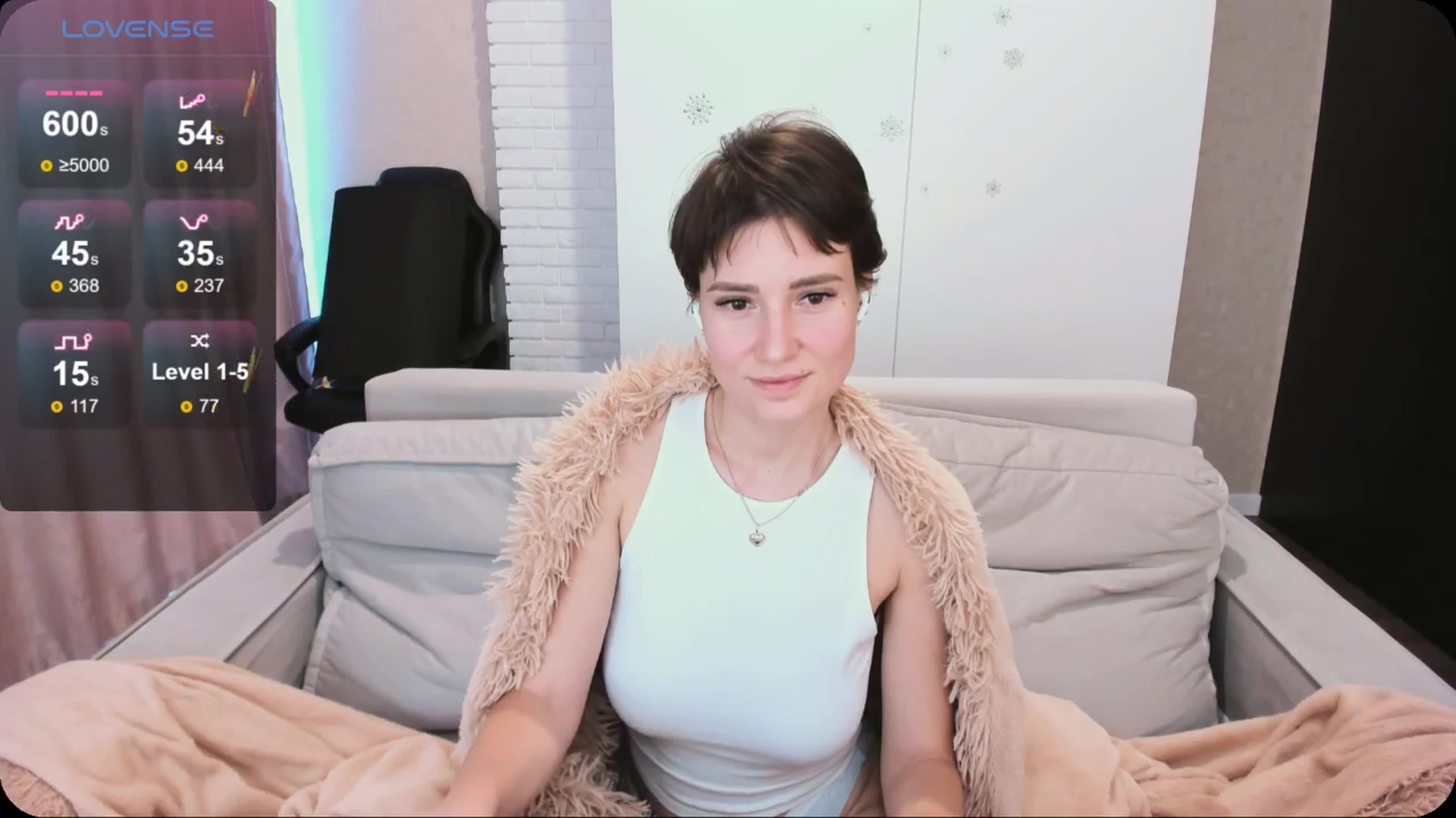 Gallery image thumbnail from HollyMollyy's myfreecams stream on, 05/10/2024, 16:32 image 14 of 20