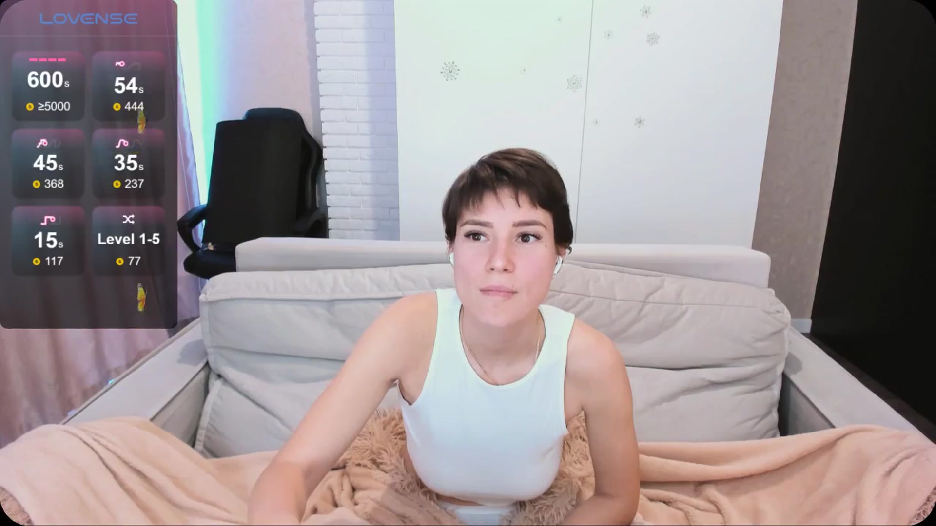 Gallery image thumbnail from HollyMollyy's myfreecams stream on, 05/10/2024, 16:32 image 4 of 20