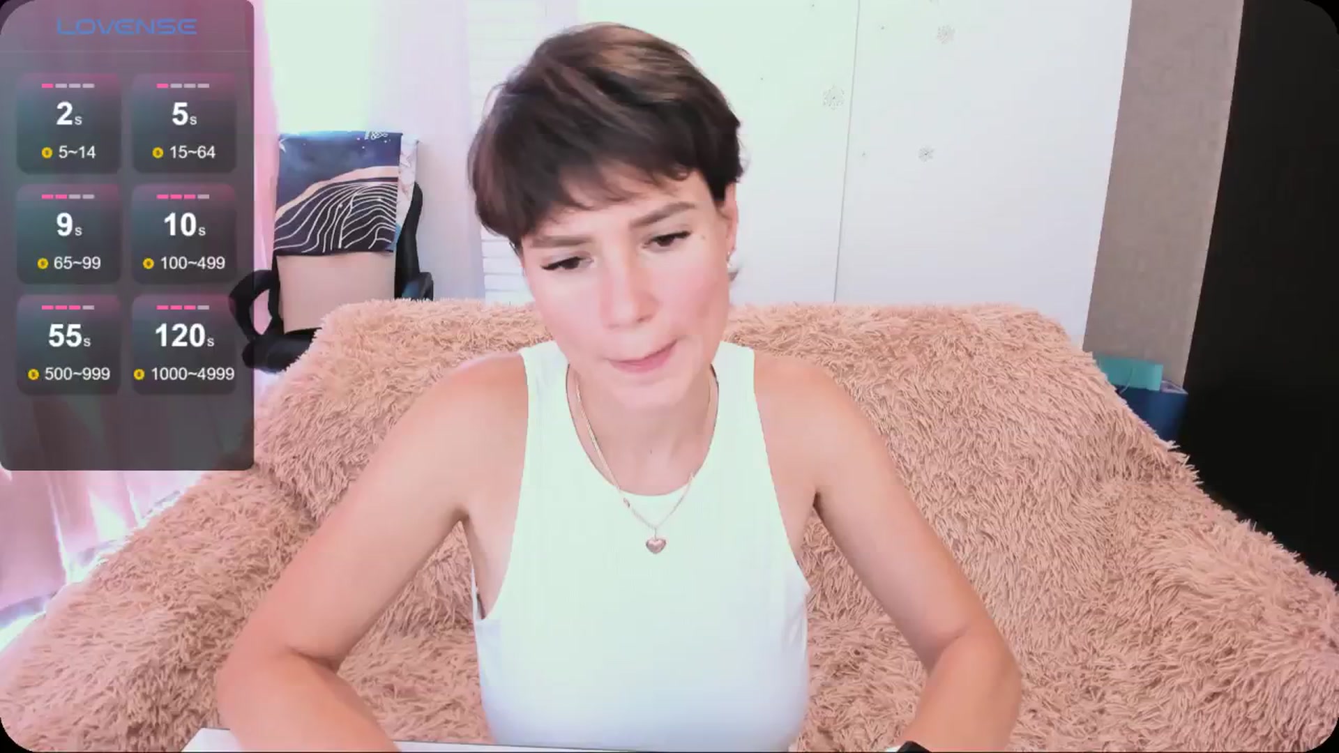 Gallery image thumbnail from HollyMollyy's myfreecams stream on, 06/05/2024, 13:01 image 12 of 20