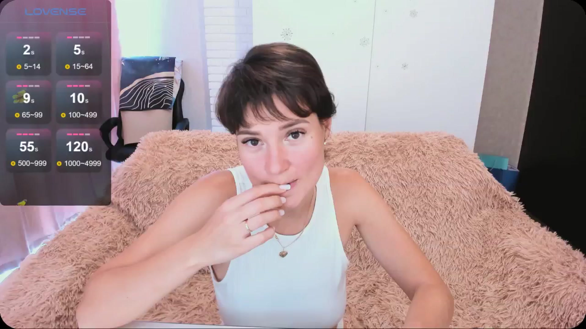Gallery image thumbnail from HollyMollyy's myfreecams stream on, 06/05/2024, 13:01 image 8 of 20