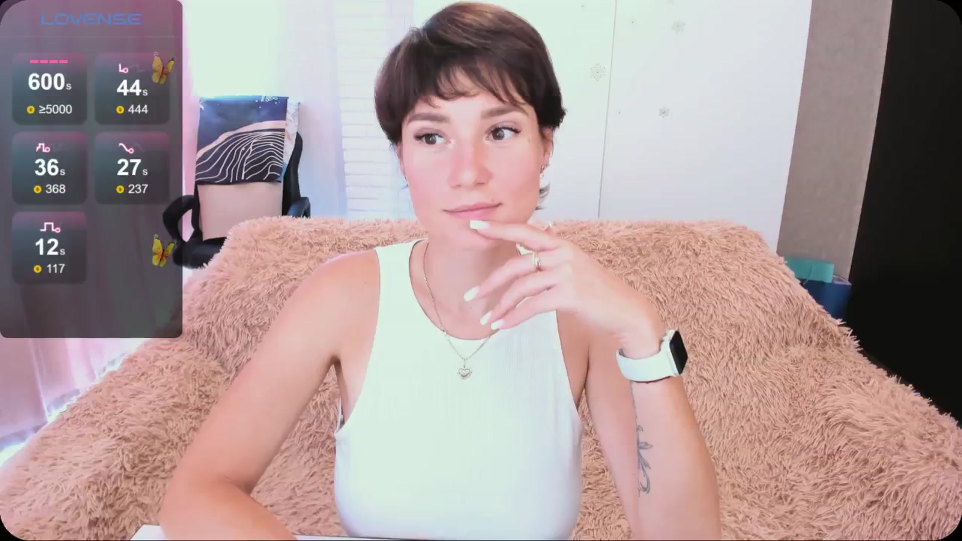 Gallery image thumbnail from HollyMollyy's myfreecams stream on, 06/05/2024, 13:01 image 1 of 20