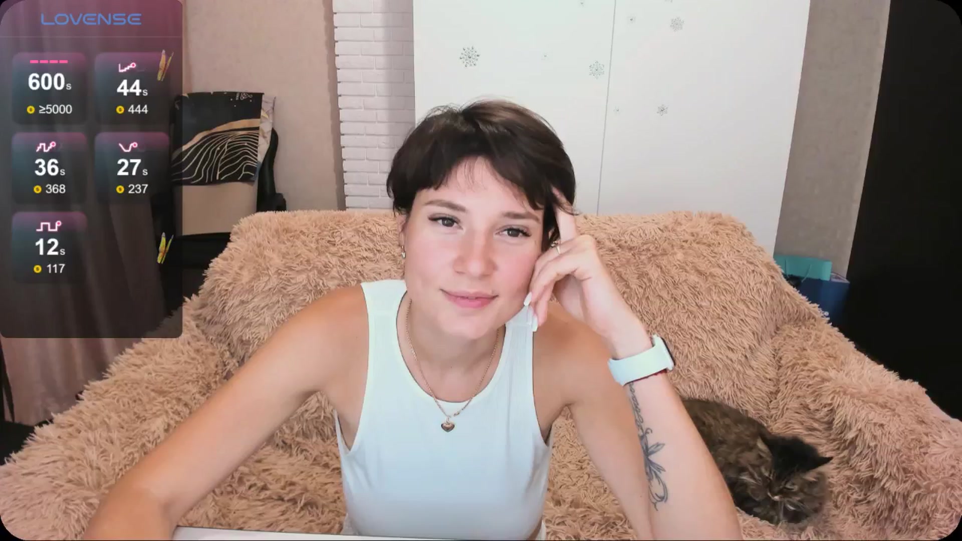 Gallery image thumbnail from HollyMollyy's myfreecams stream on, 06/05/2024, 18:49 image 17 of 20