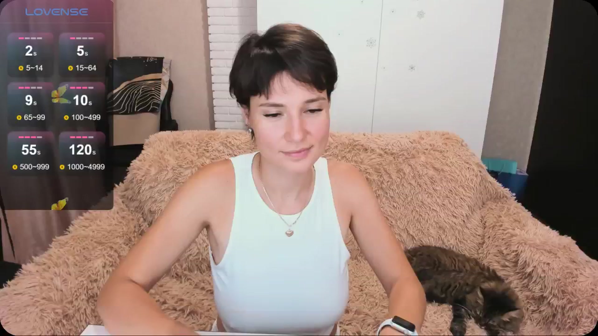 Gallery image thumbnail from HollyMollyy's myfreecams stream on, 06/05/2024, 18:49 image 18 of 20