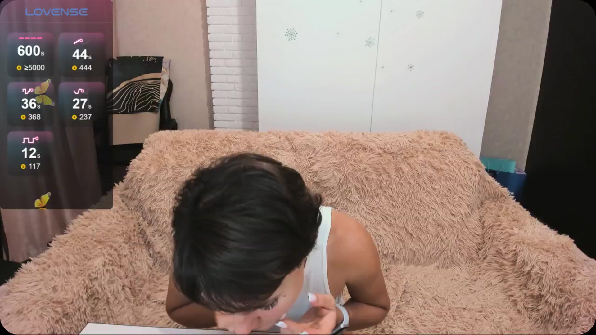 Gallery image thumbnail from HollyMollyy's myfreecams stream on, 06/05/2024, 19:38 image 1 of 20