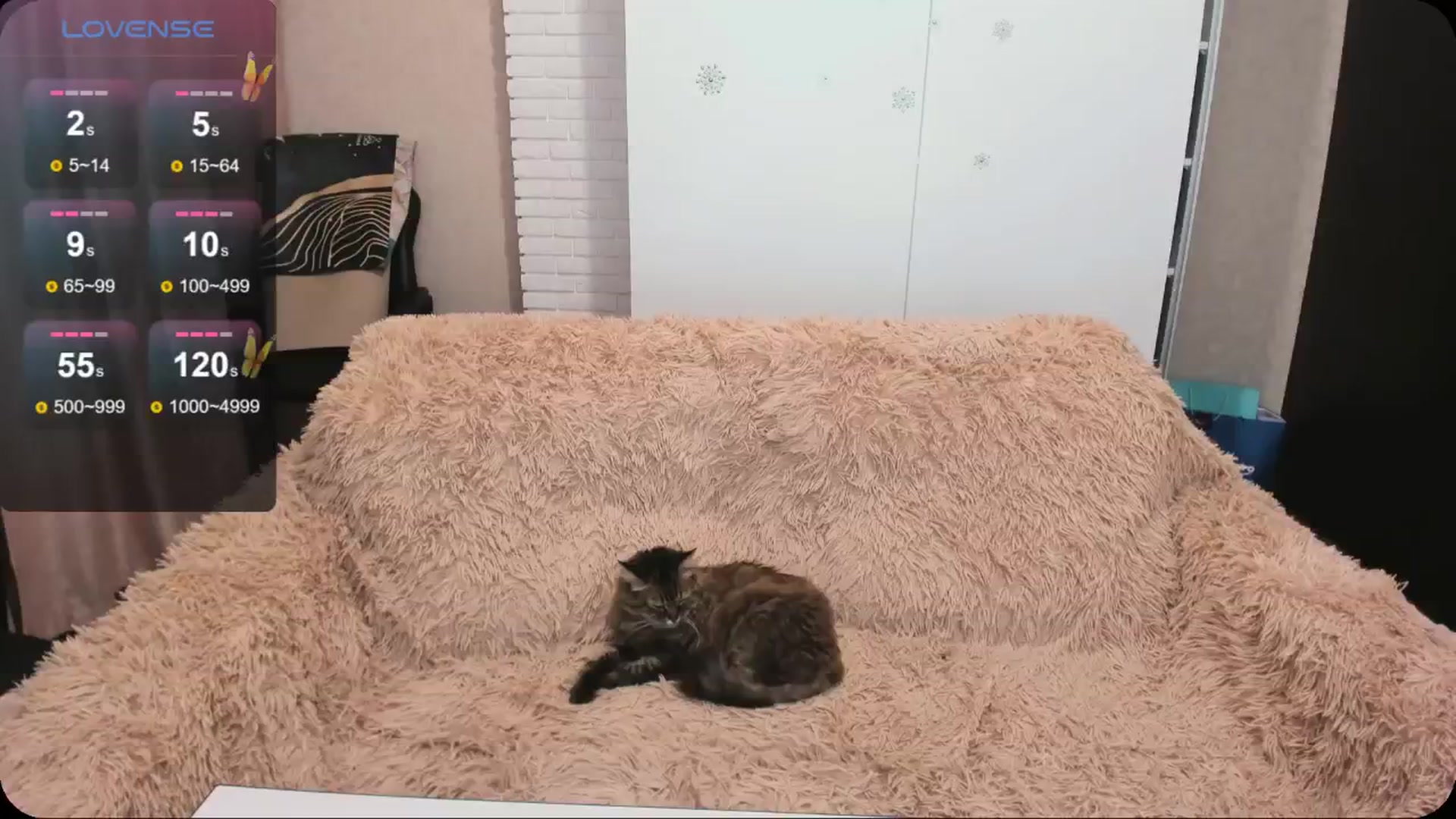 Gallery image thumbnail from HollyMollyy's myfreecams stream on, 06/05/2024, 19:38 image 7 of 20