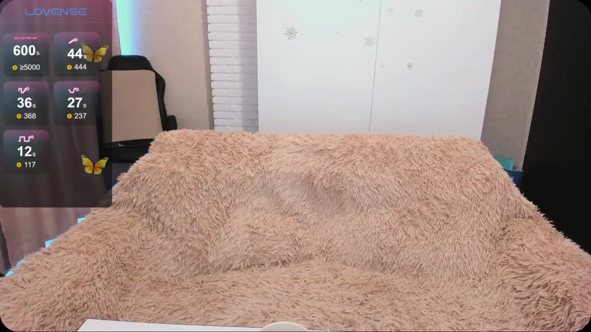 Gallery image thumbnail from HollyMollyy's myfreecams stream on, 06/06/2024, 16:38 image 9 of 20