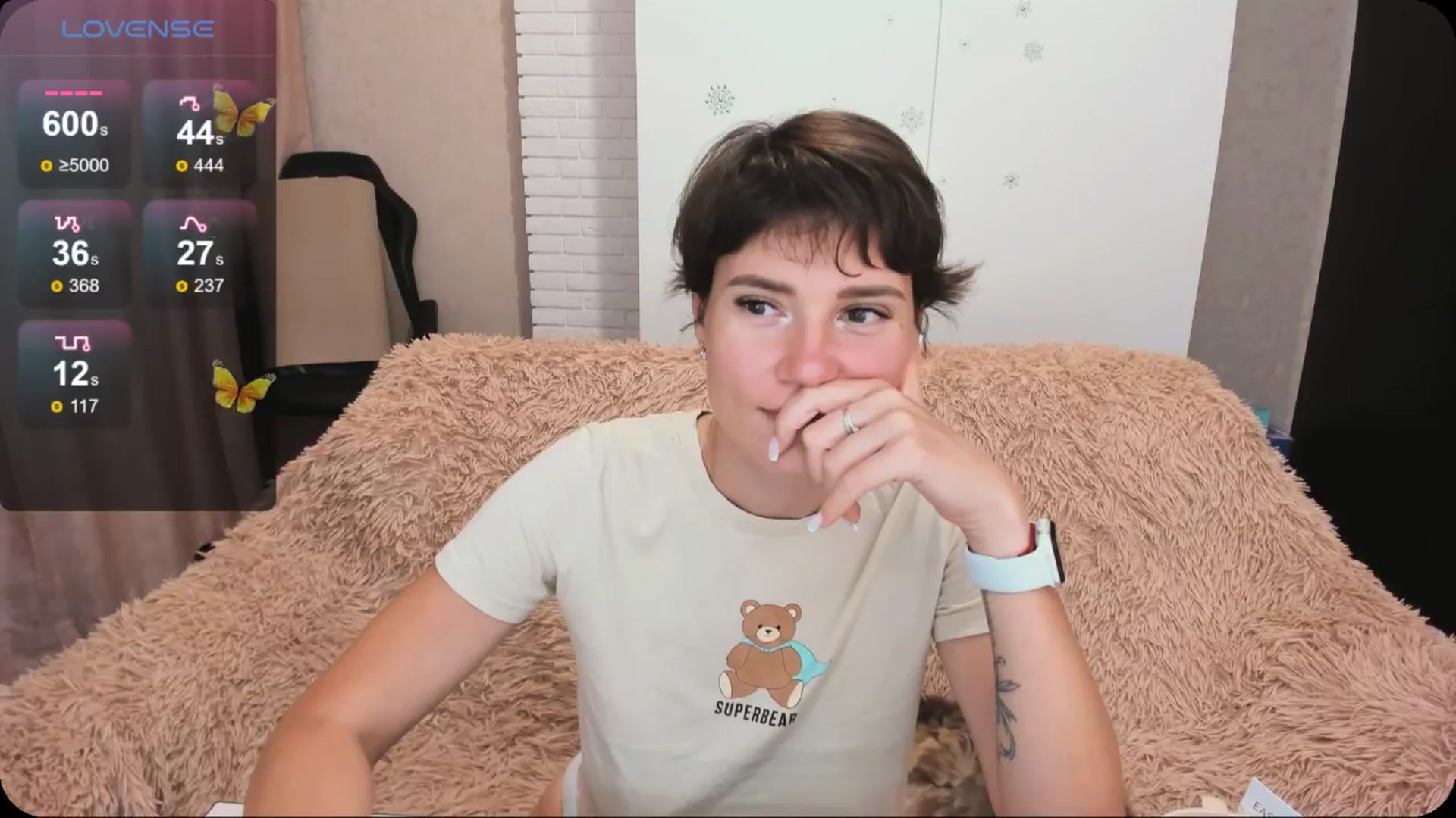 Gallery image thumbnail from HollyMollyy's myfreecams stream on, 06/07/2024, 19:04 image 17 of 20
